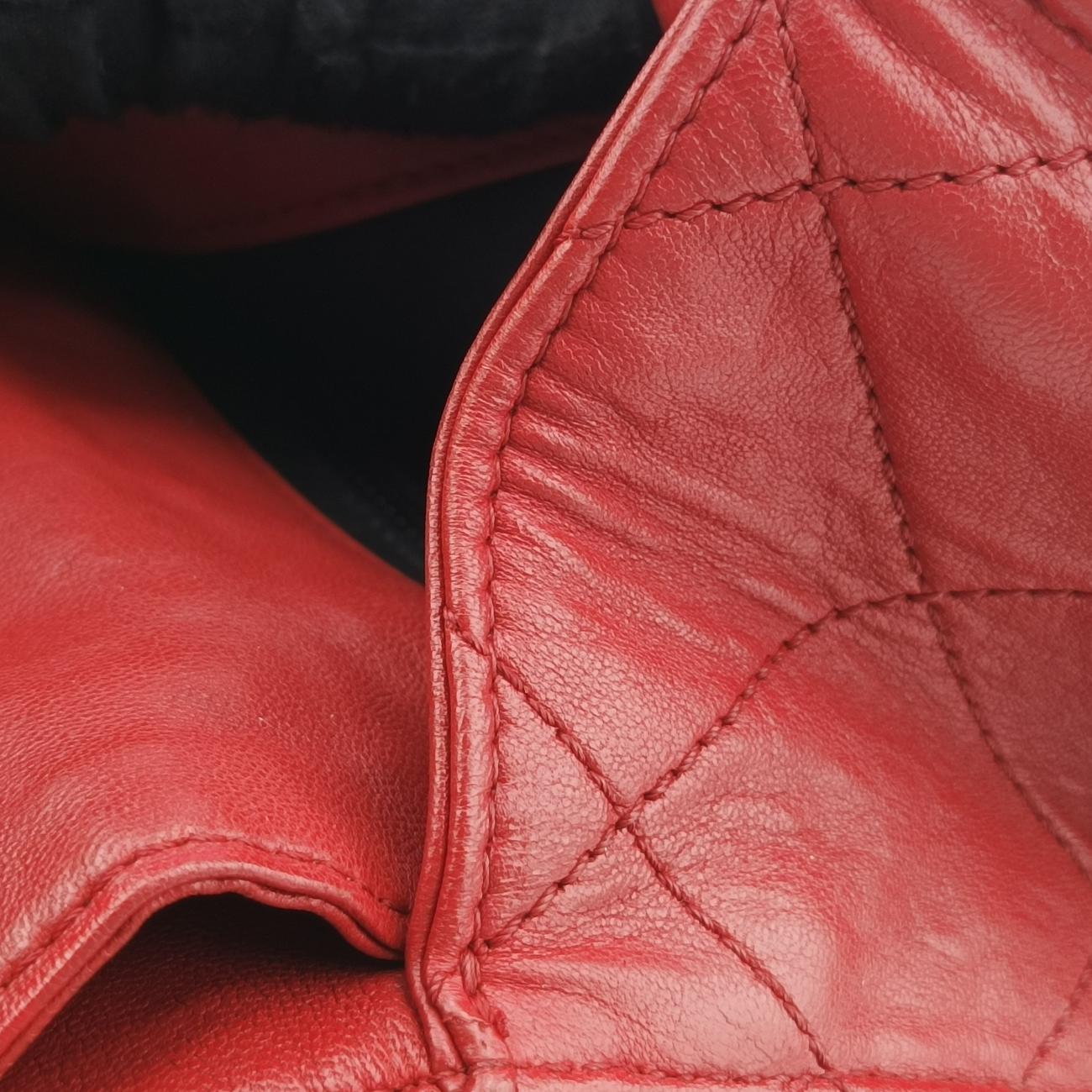 Paris-Byzance Take Away Flap Red lambskin A66738 15497714マトラッセ ターンロック 2.55 レッド ラムスキン A66738 15497714