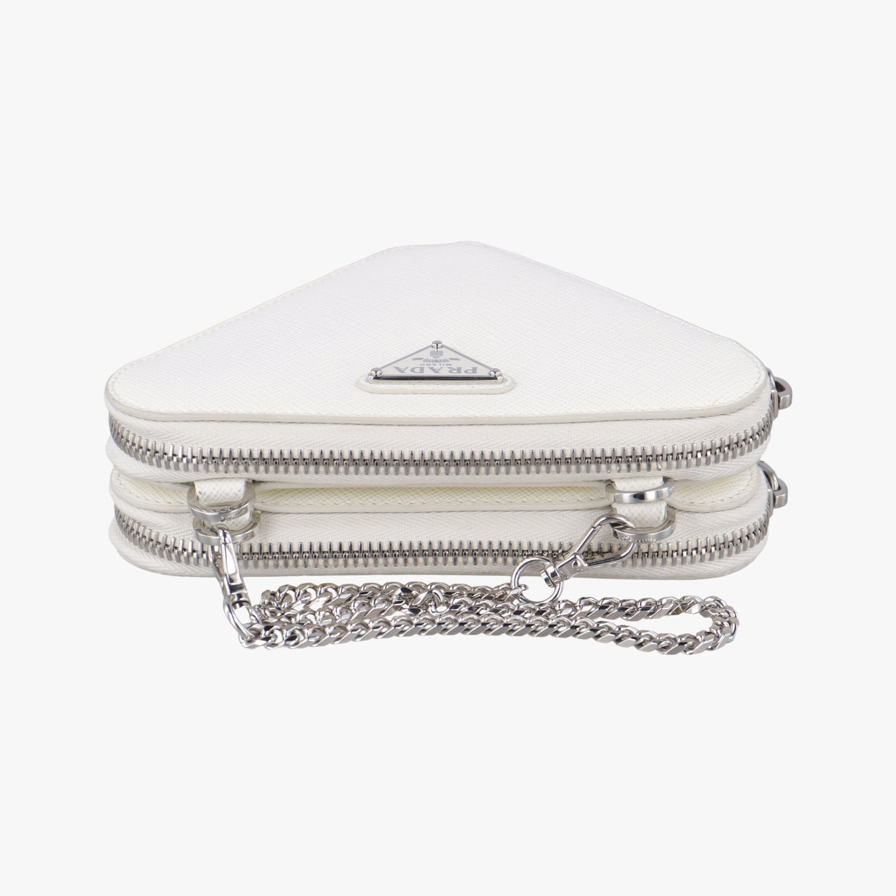 Triangle Logo Plate White SAFFIANO Leather 1NR015 234トライアングルロゴ ホワイト サフィアーノレザー 1NR015 234