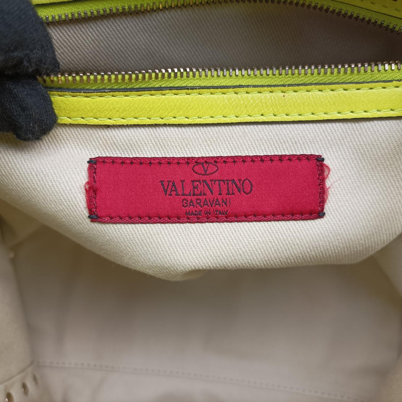 Rockstud Yellow Leather BS-G339BOL1ロックスタッズ イエロー レザー BS-G339BOL1