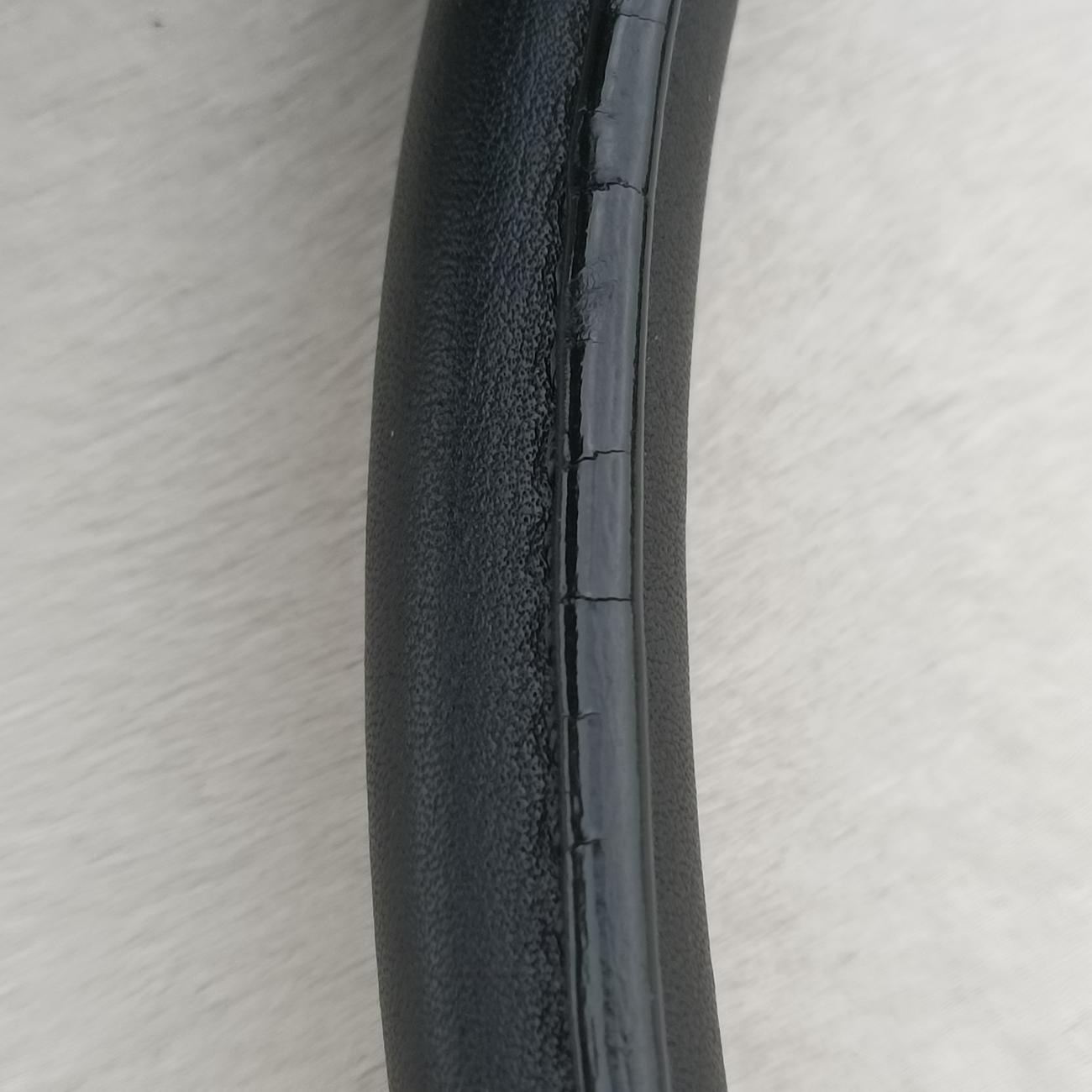 Trapèze Red x Black x White Leather x Ponyhair W-CE-0173トラペーズ レッド×ブラック×ホワイト レザー×ハラコ W-CE-0173