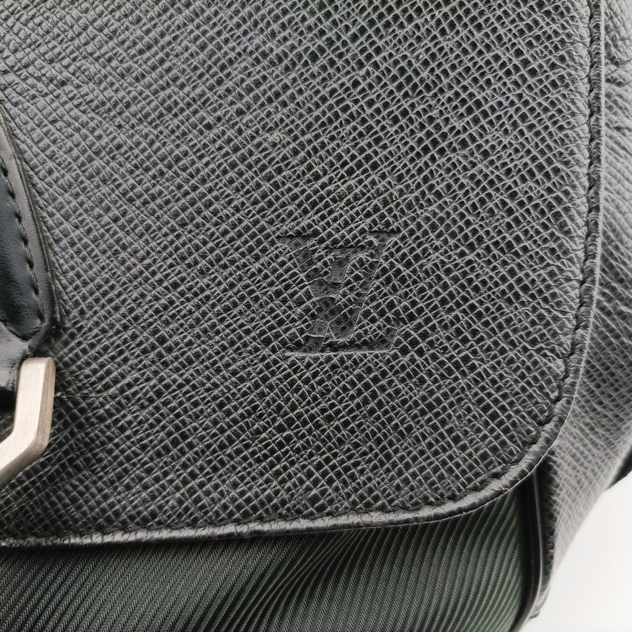 Messenger Ardoise Black Taiga M30162 CE1006メッセンジャー アルドワーズ ブラック タイガ M30162 CE1006