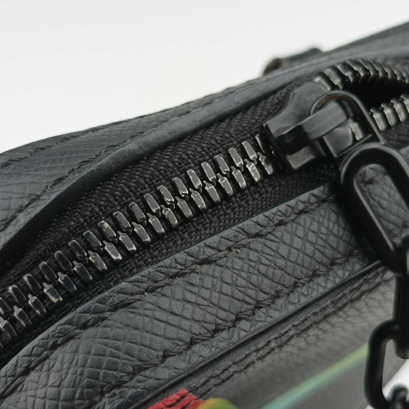 Danube Messenger black×multicolor Taiga M30332 CA2179 ICチップダヌーブメッセンジャー ブラック×マルチカラー タイガ M30332 CA2179 ICチップ