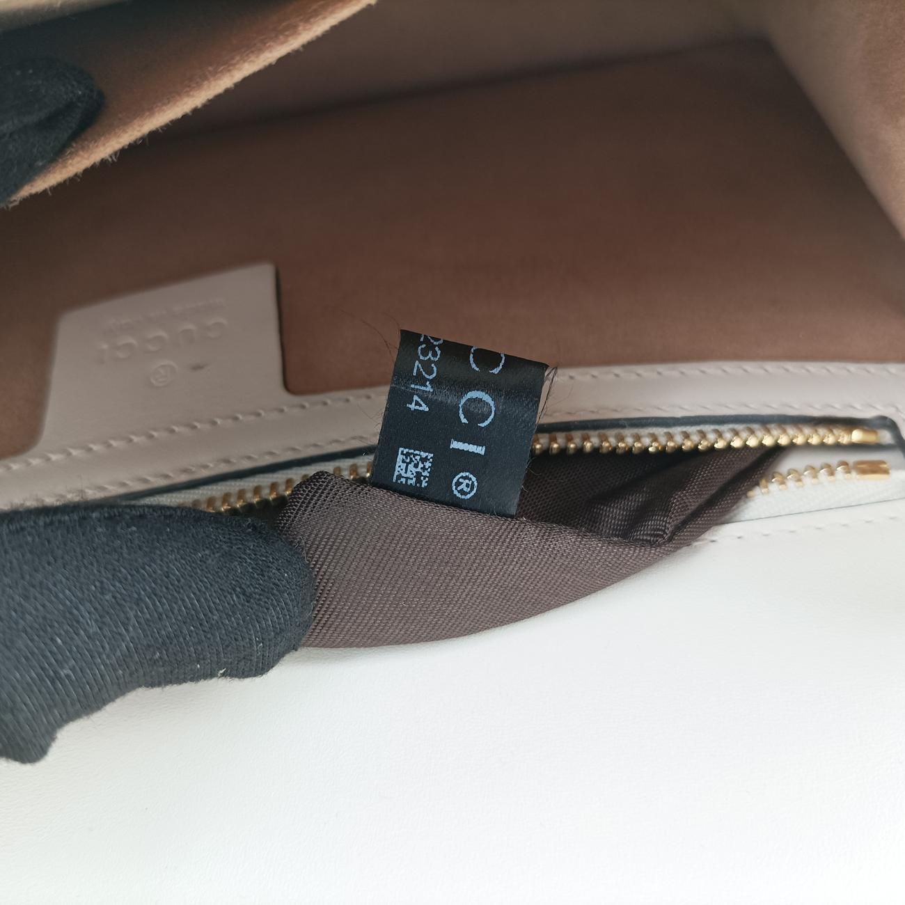 Sylvie white× black× red Leather 421882 I022123214シルヴィ ホワイト×ブラック×レッド レザー 421882 I022123214