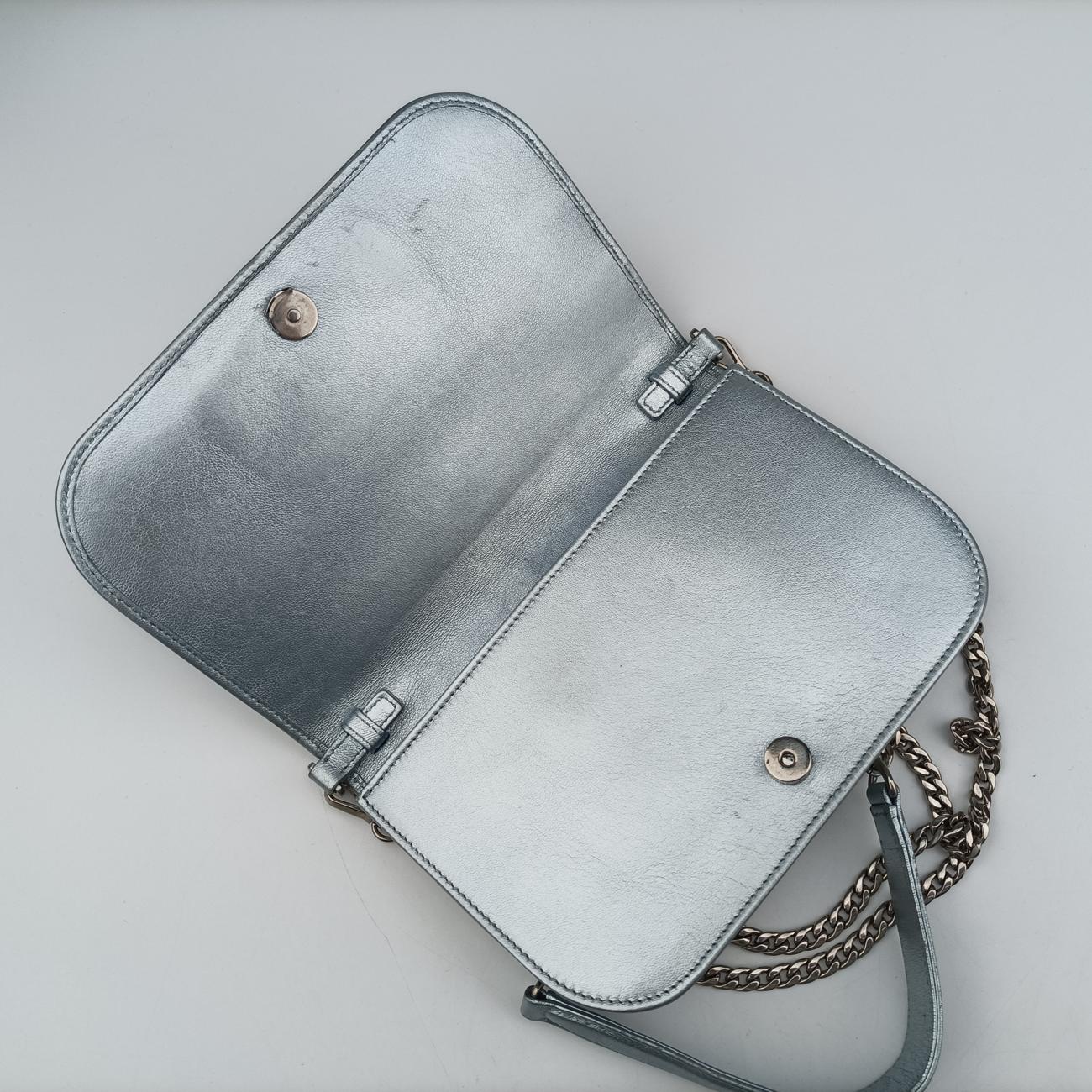 Metallic Nappa Stitching Diagramme Chain Iridescent Silver Leather 107 Fメタリックナッパステッチダイアグラムチェーン イルデセント シルバー レザー 107 F