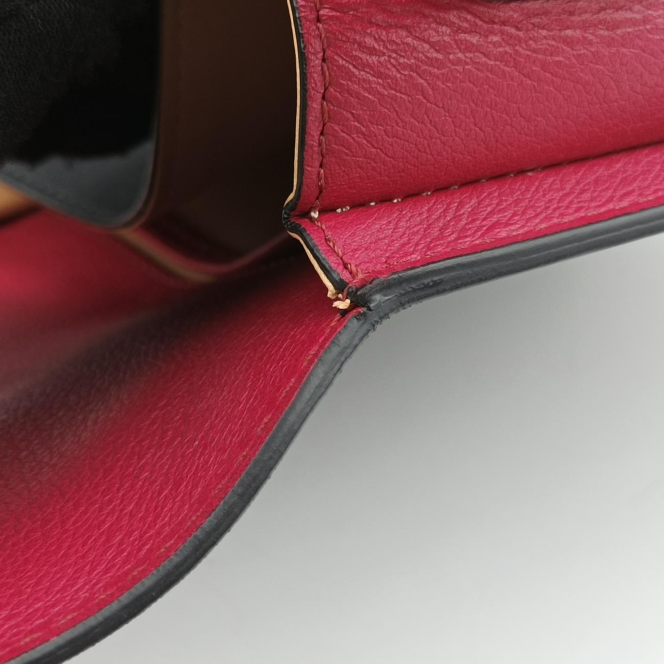 Madame Black× Red Leather GO3Aマダム ブラック×レッド レザー GO3A