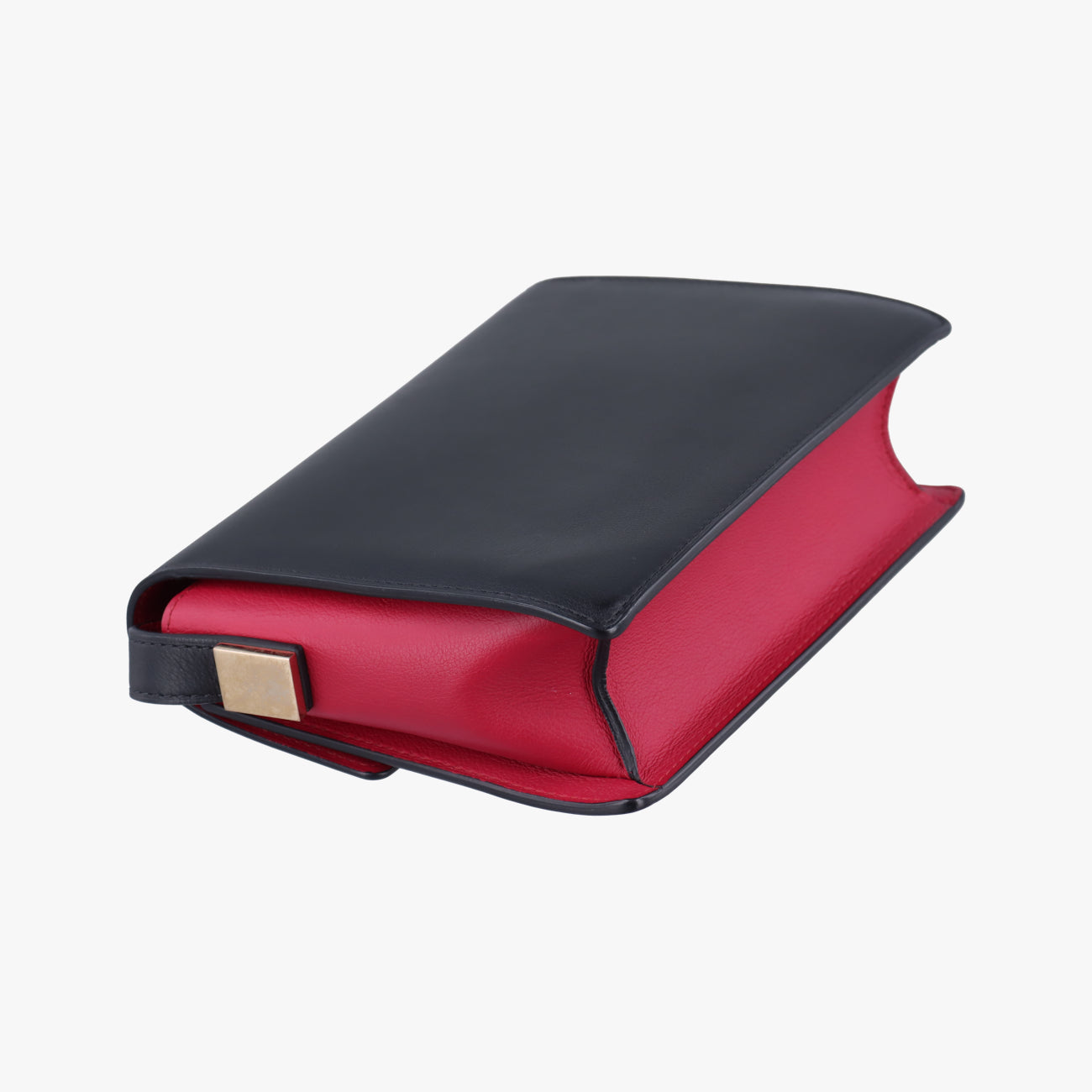 Madame Black× Red Leather GO3Aマダム ブラック×レッド レザー GO3A