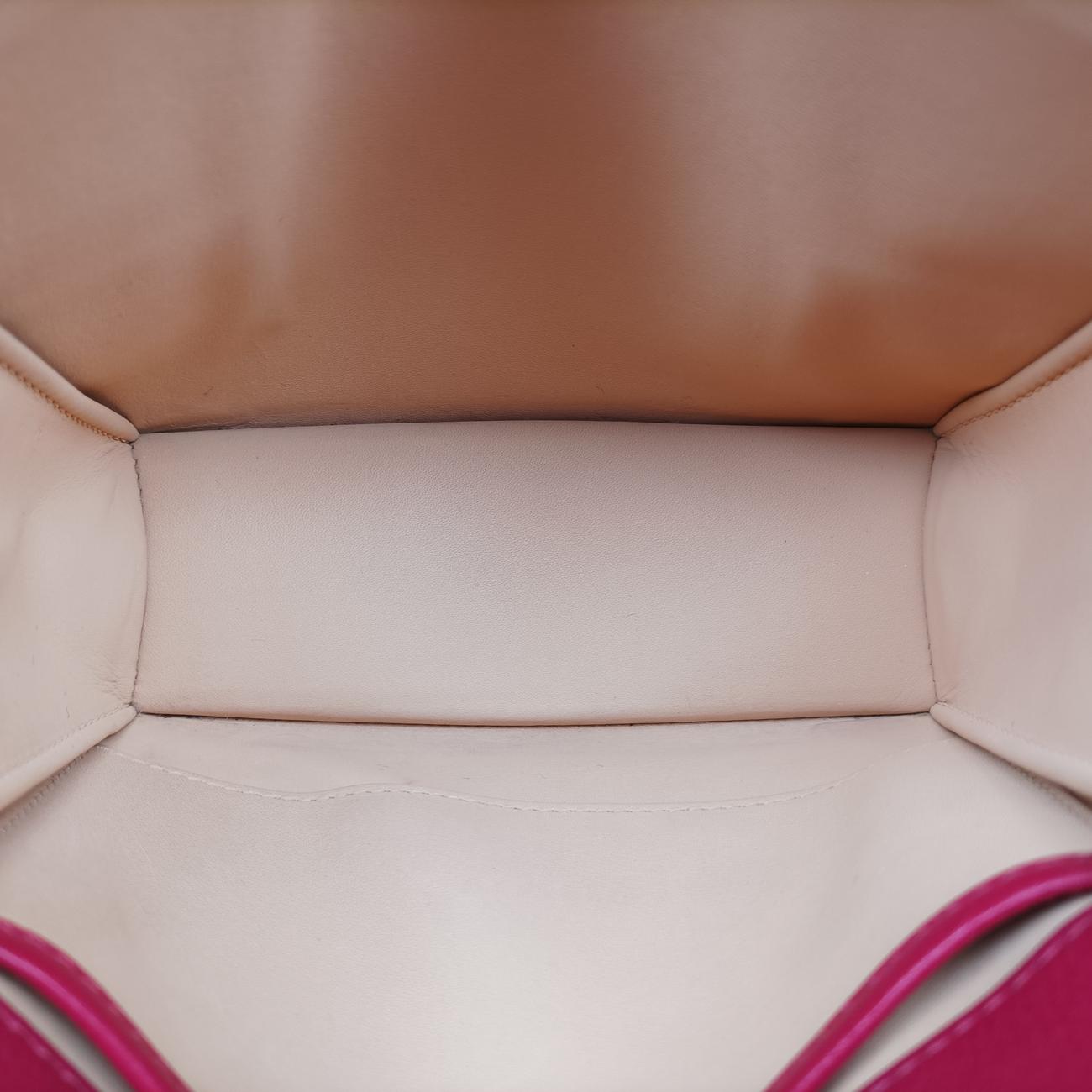 Madame Black× Red Leather GO3Aマダム ブラック×レッド レザー GO3A