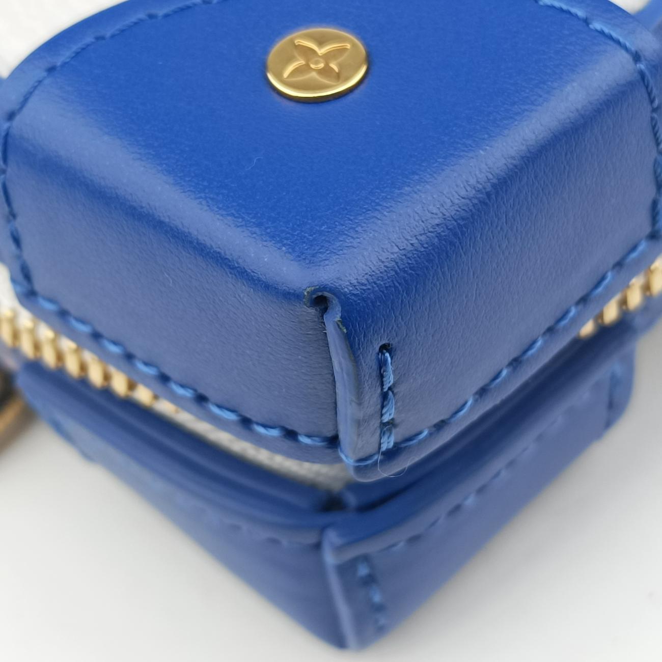 LV x NBA SOFT TRANK  PHONE BOX Antarctica x Red x White Monogram Canvas×calf leather M80101 TJ4220 IC ChipLV x NBA ソフトトランク フォーンボックス アンタークティカ×レッド×ホワイト モノグラムキャンバス×カーフレザー M80101 TJ4220 ICチップ