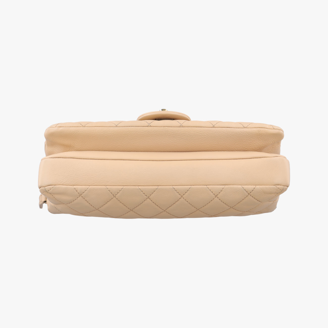 CC Logo Matelasse Urban Day Flap Beige Leather A67488 17673599CCロゴ マトラッセ アーバンデイ フラップ ベージュ レザー A67488 17673599