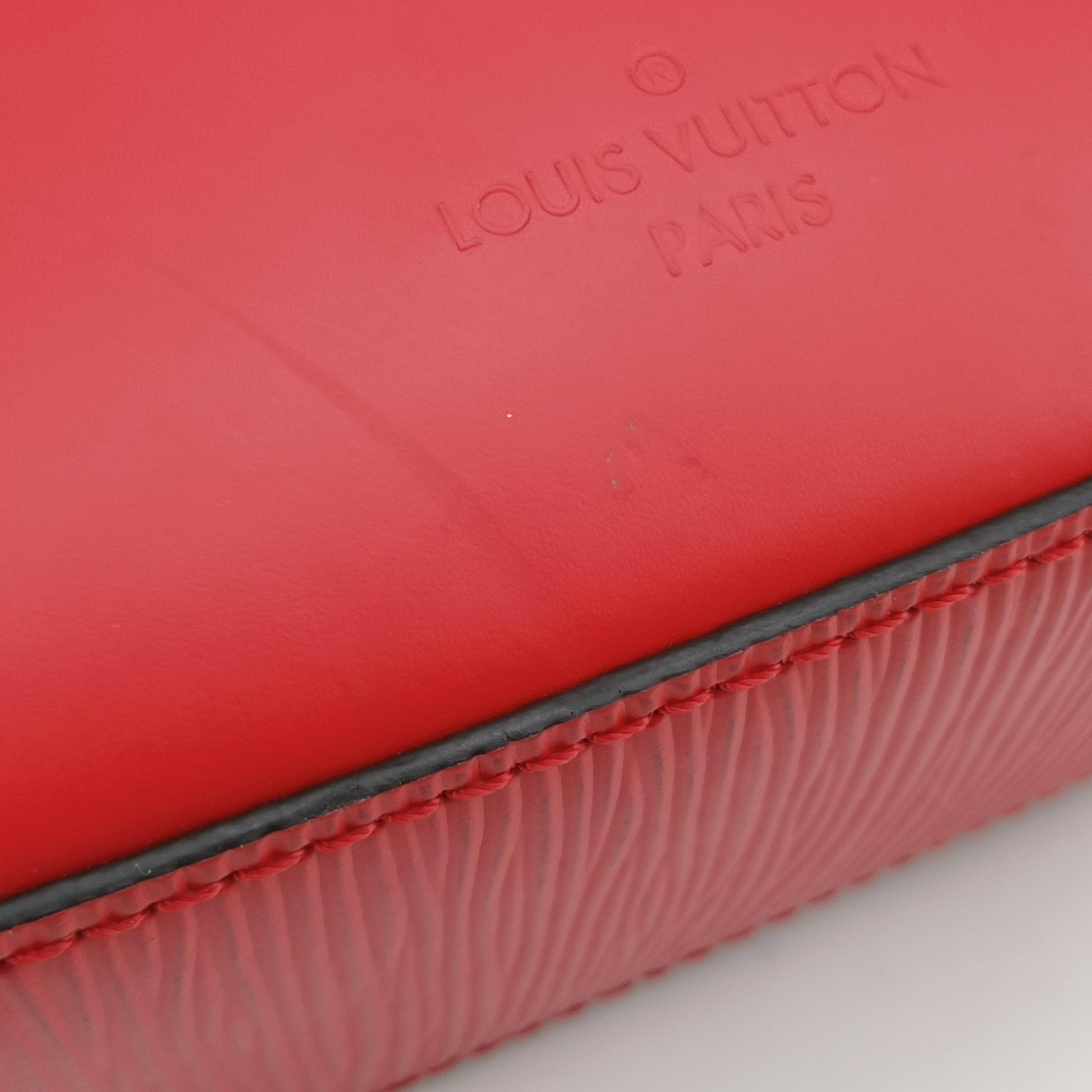 LUNA Rouge Epi M42675 SN2116ルナ ルージュ エピ M42675 SN2116