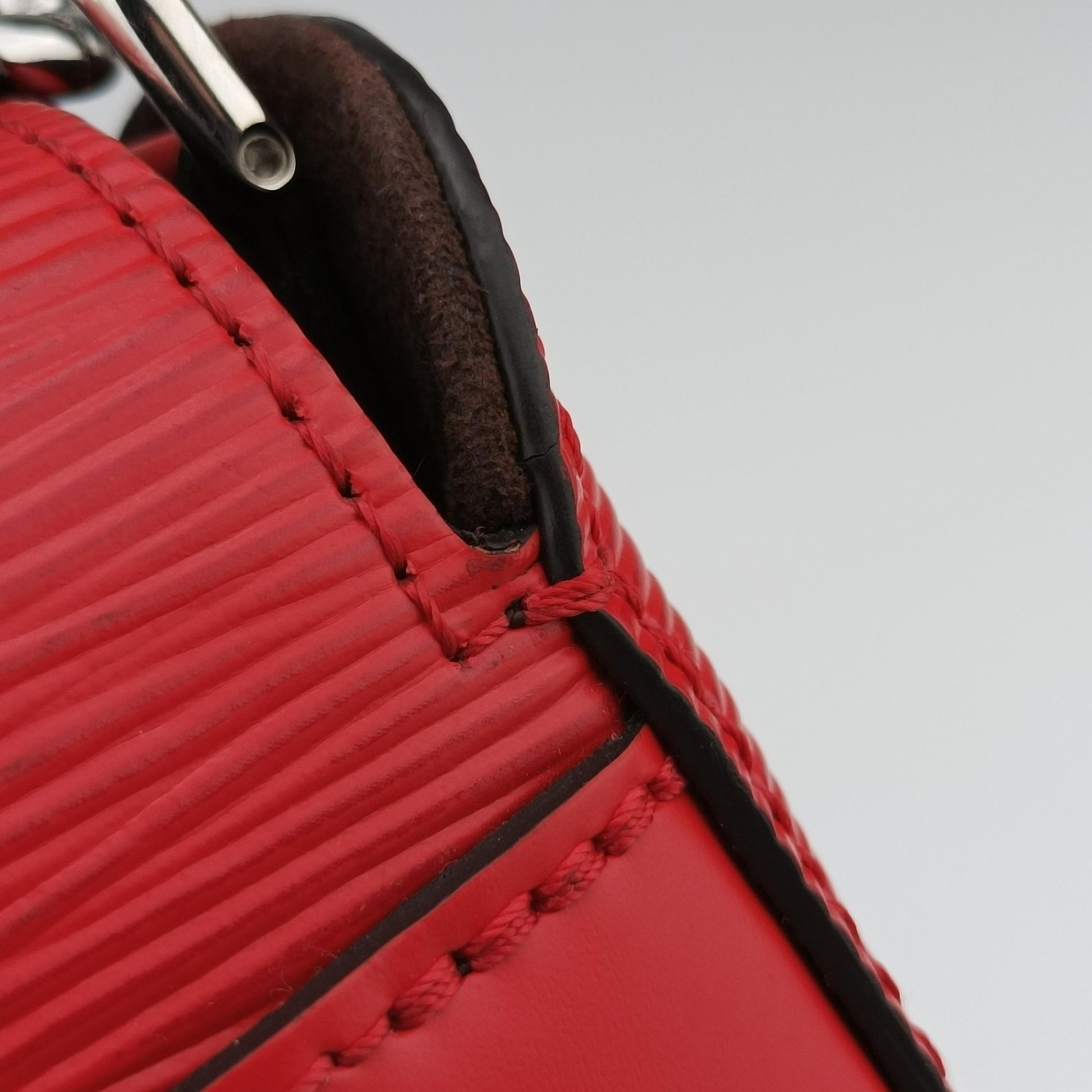 LUNA Rouge Epi M42675 SN2116ルナ ルージュ エピ M42675 SN2116