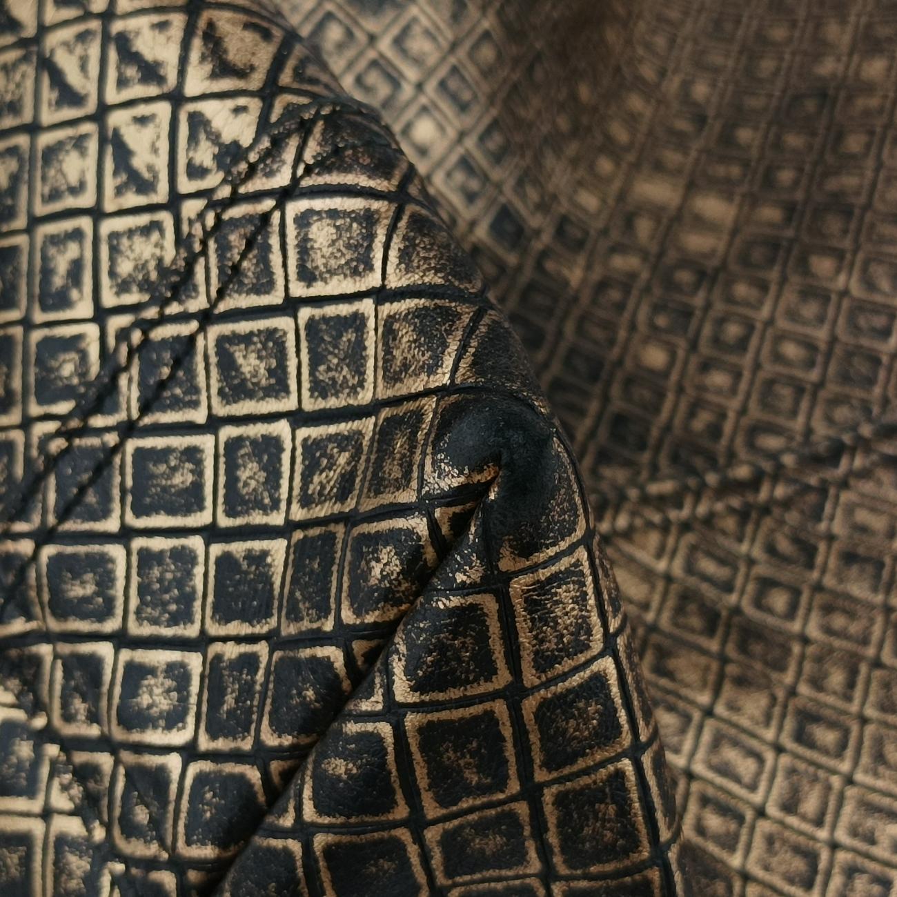 Intreccio Mirage Golden leather B00957696Rイントレッチオ ミラージュ ゴールド レザー B00957696R