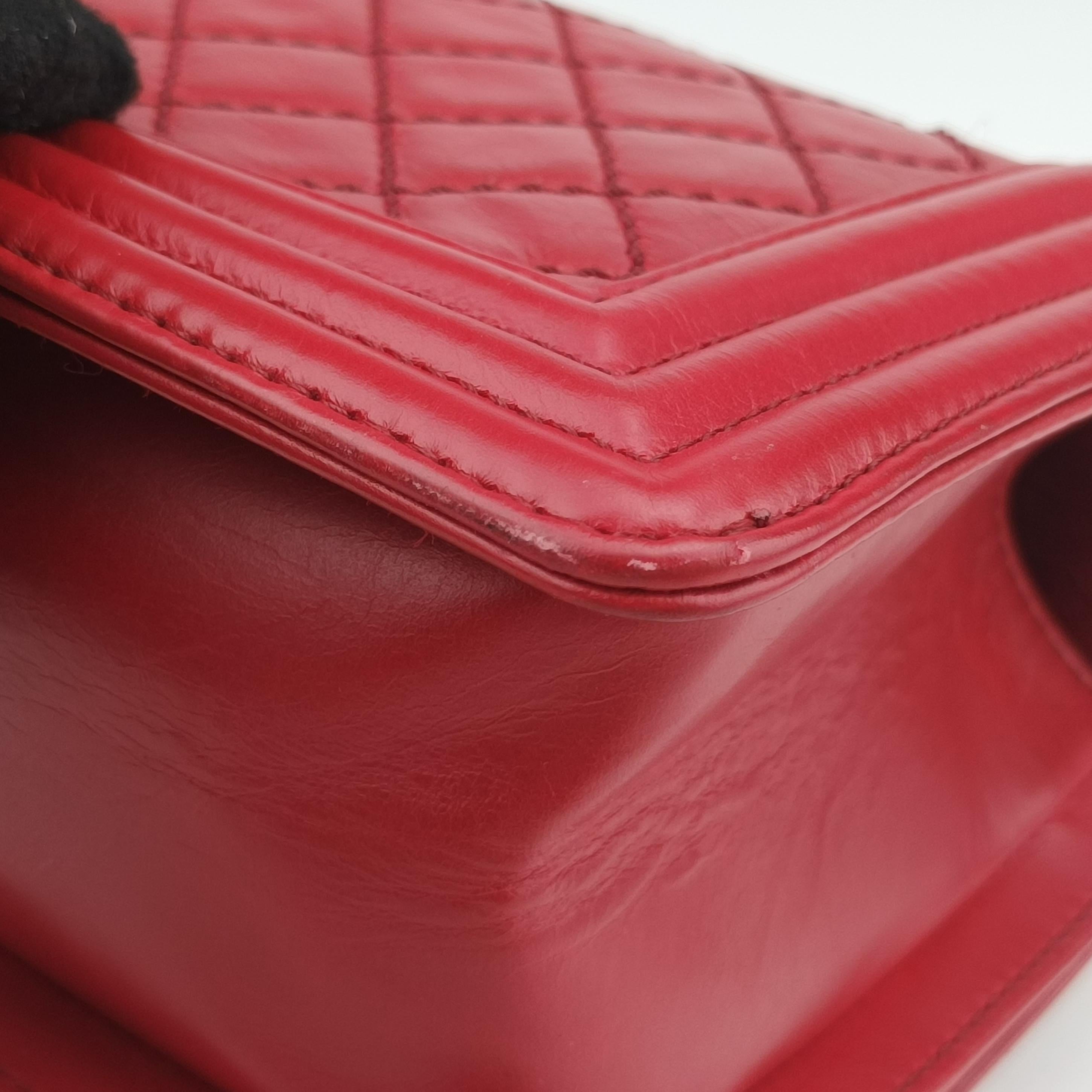 BOY CHANEL Red Leather A67086 17631774ボーイシャネル レッド レザー A67086 17631774