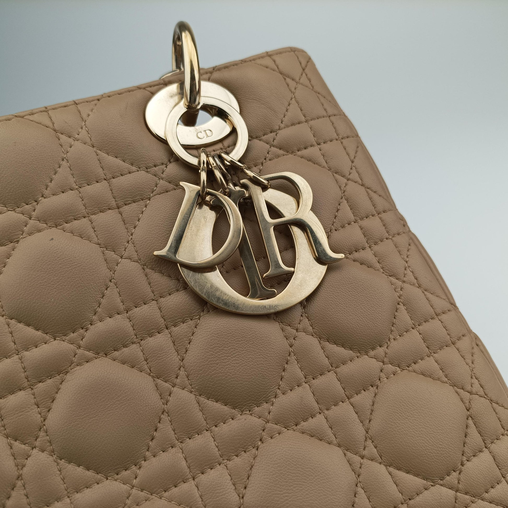 Lady Dior Beige lambskin 08-MA-0112レディディオール ベージュ ラムスキン 08-MA-0112