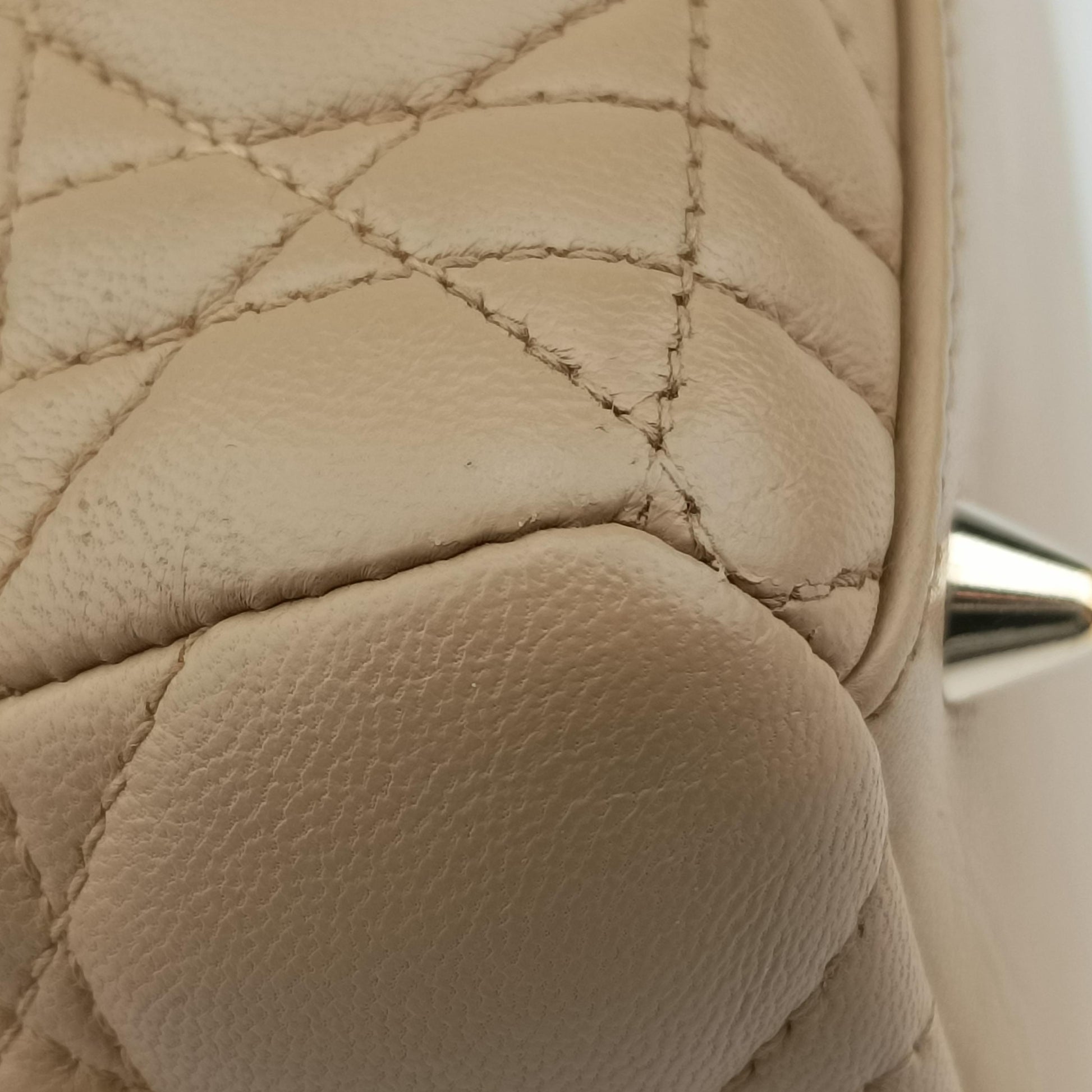 Lady Dior Beige lambskin 08-MA-0112レディディオール ベージュ ラムスキン 08-MA-0112