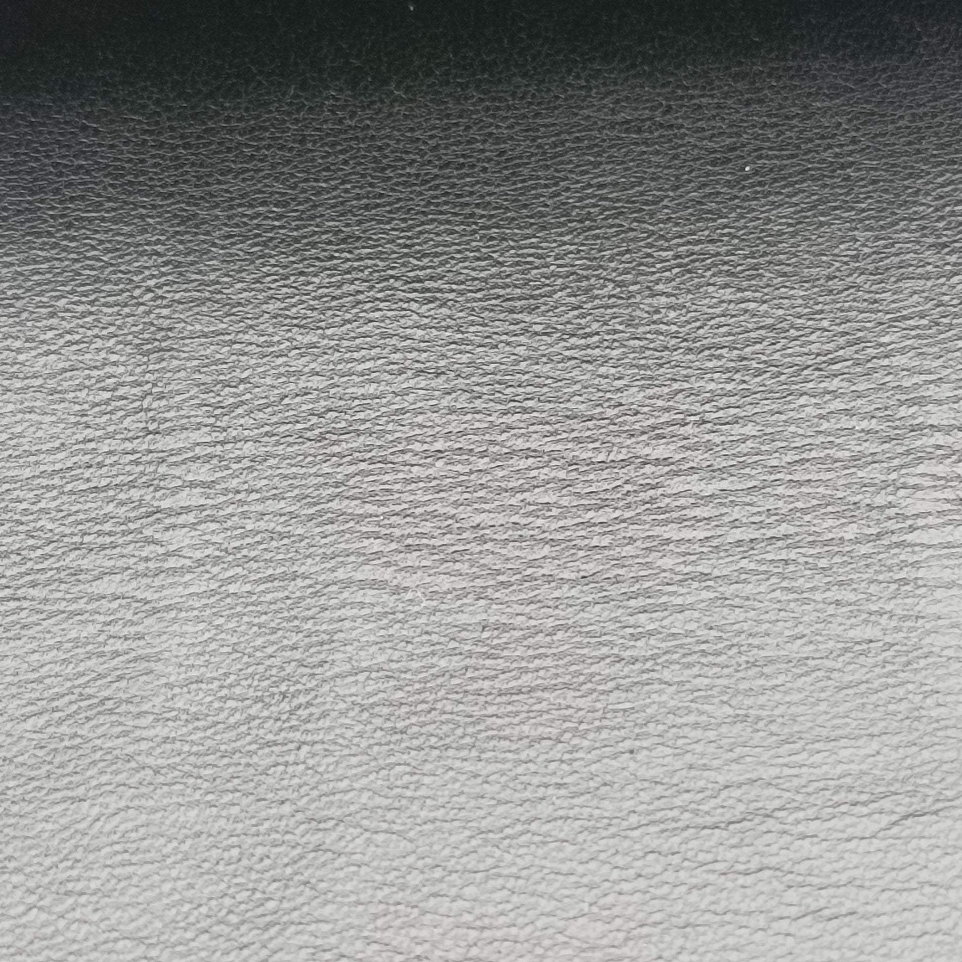 LV logo flap Noir sequins PL2186LVロゴフラップ ノワール スパンコール PL2186