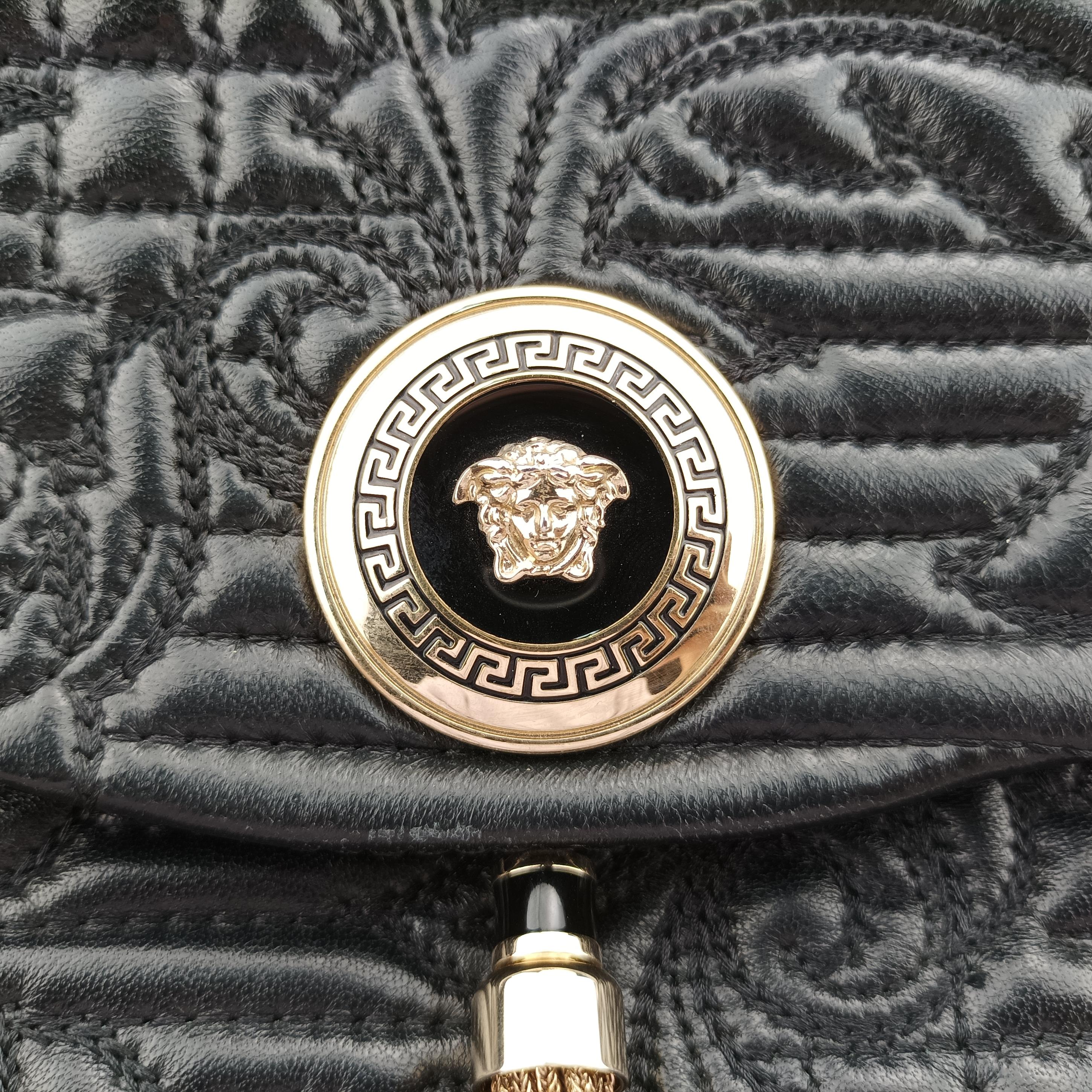 Embossed Leather Talia Vanitas Black Leather エンボス レザー タリア ヴァニタス ブラック レザー 