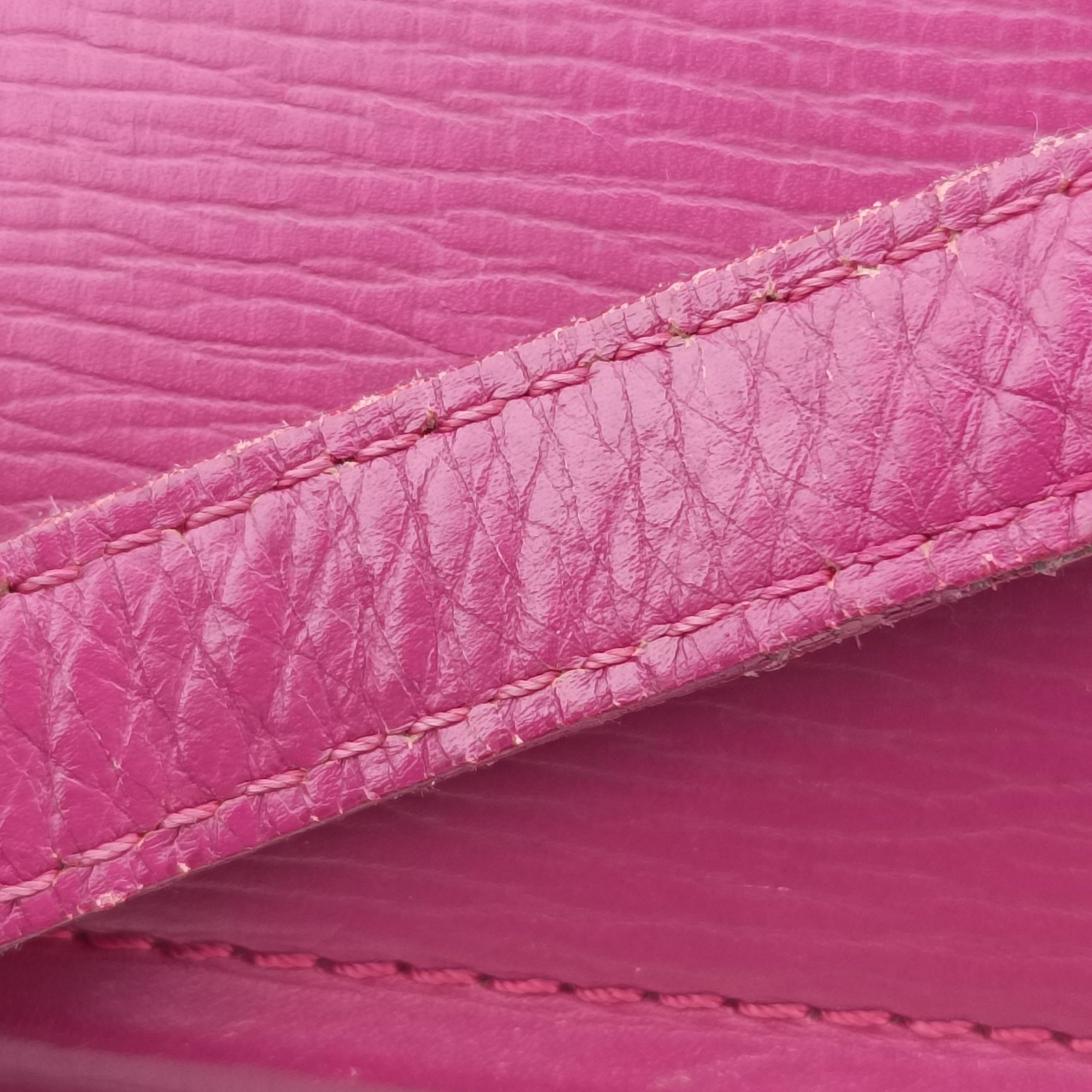 Pandora Rose Leather TE0164パンドラ ローズ レッド レザー TE0164