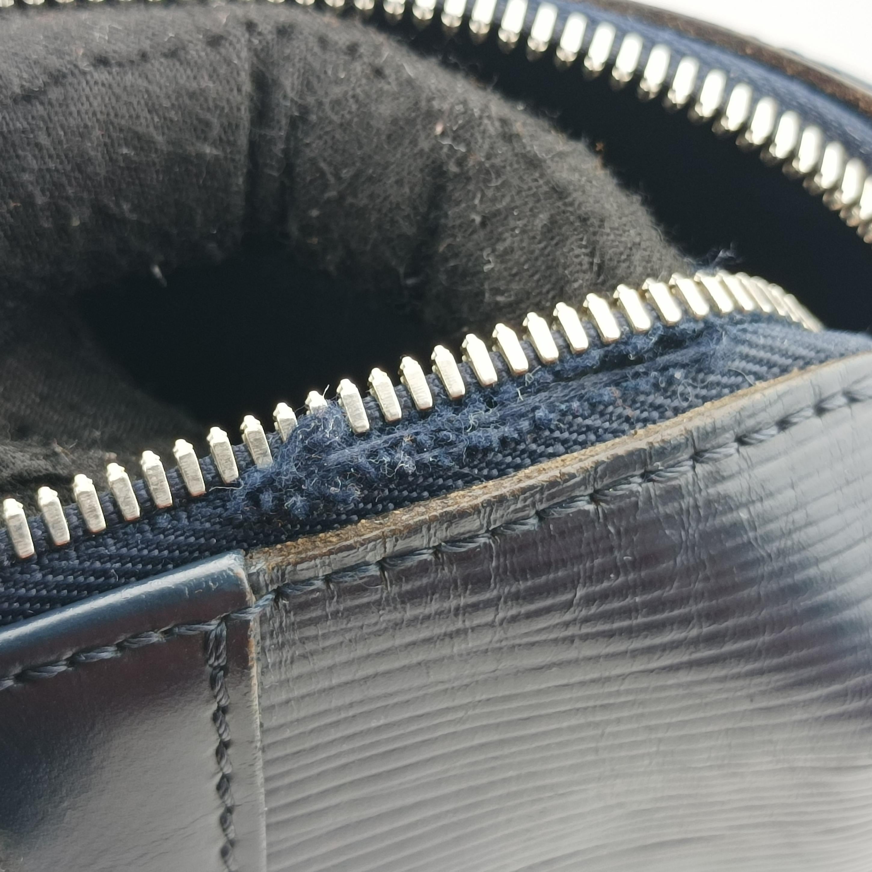 PorteDocument navy Epi M51177 CA4177ポルトドキュマンジュール ネイビー エピ M51177 CA4177