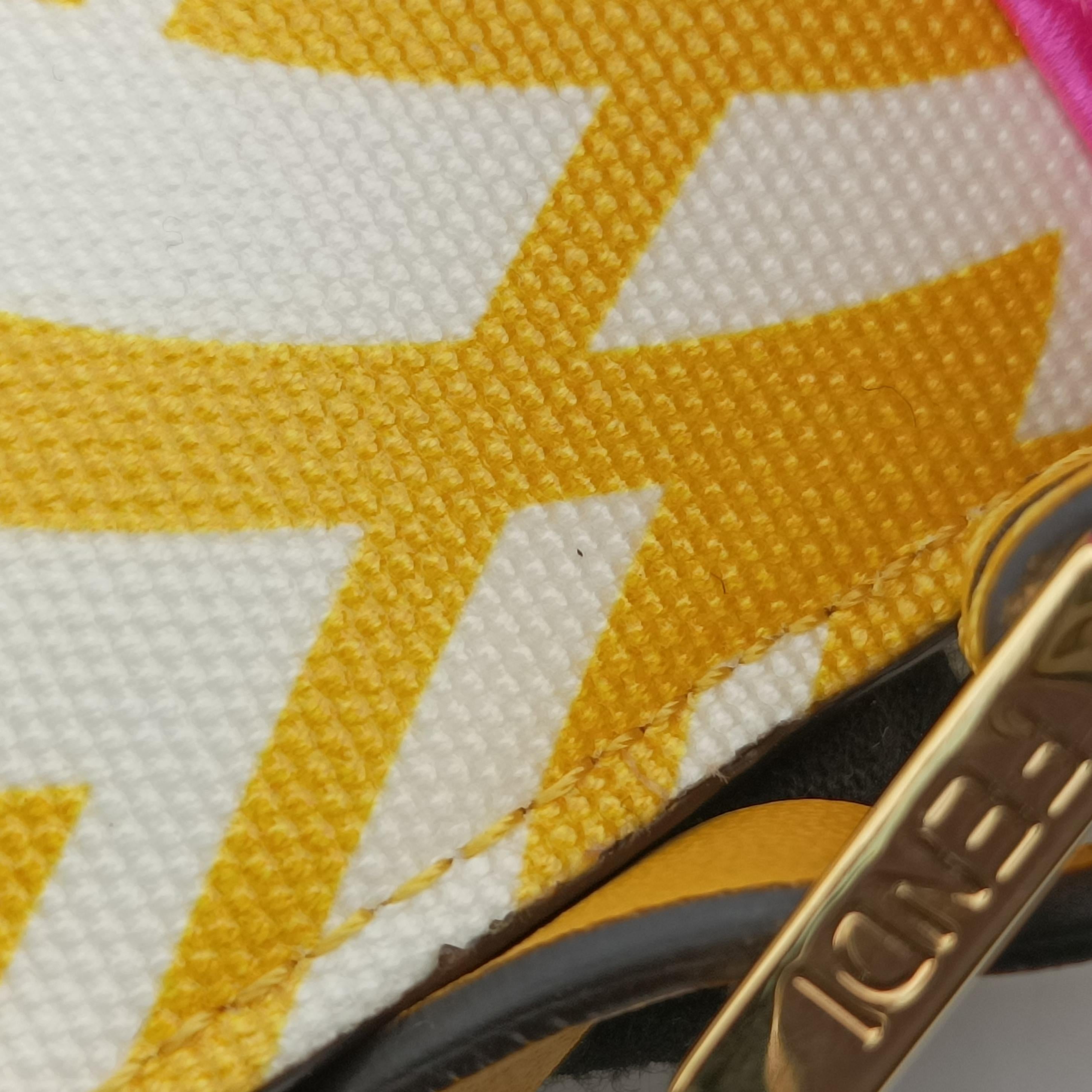 Vertigo Baguette Yellow x White x Beige PVC coated canvas 8BS049 8BS049-AFL1-218-1042ヴァーティゴ バゲット イエロー×ホワイト×ベージュ PVCコーティングキャンバス 8BS049 8BS049-AFL1-218-1042