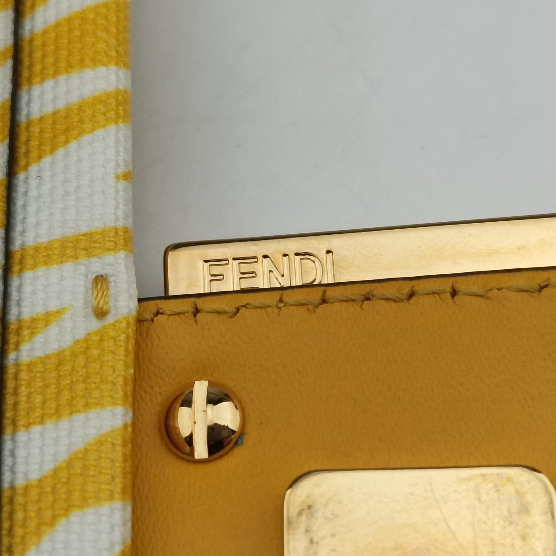 Vertigo Baguette Yellow x White x Beige PVC coated canvas 8BS049 8BS049-AFL1-218-1042ヴァーティゴ バゲット イエロー×ホワイト×ベージュ PVCコーティングキャンバス 8BS049 8BS049-AFL1-218-1042