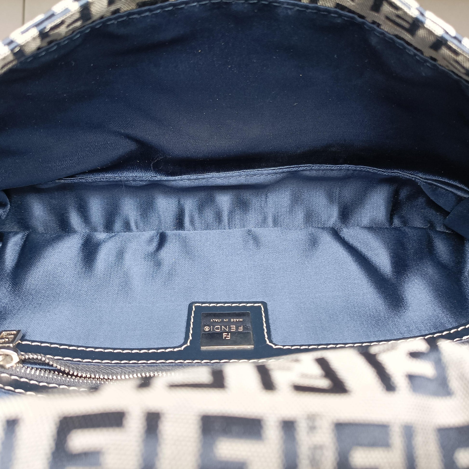 Baguette Navy Jacquard 26424 2305-26424-018マンマバケット ネイビー ジャガード 26424 2305-26424-018