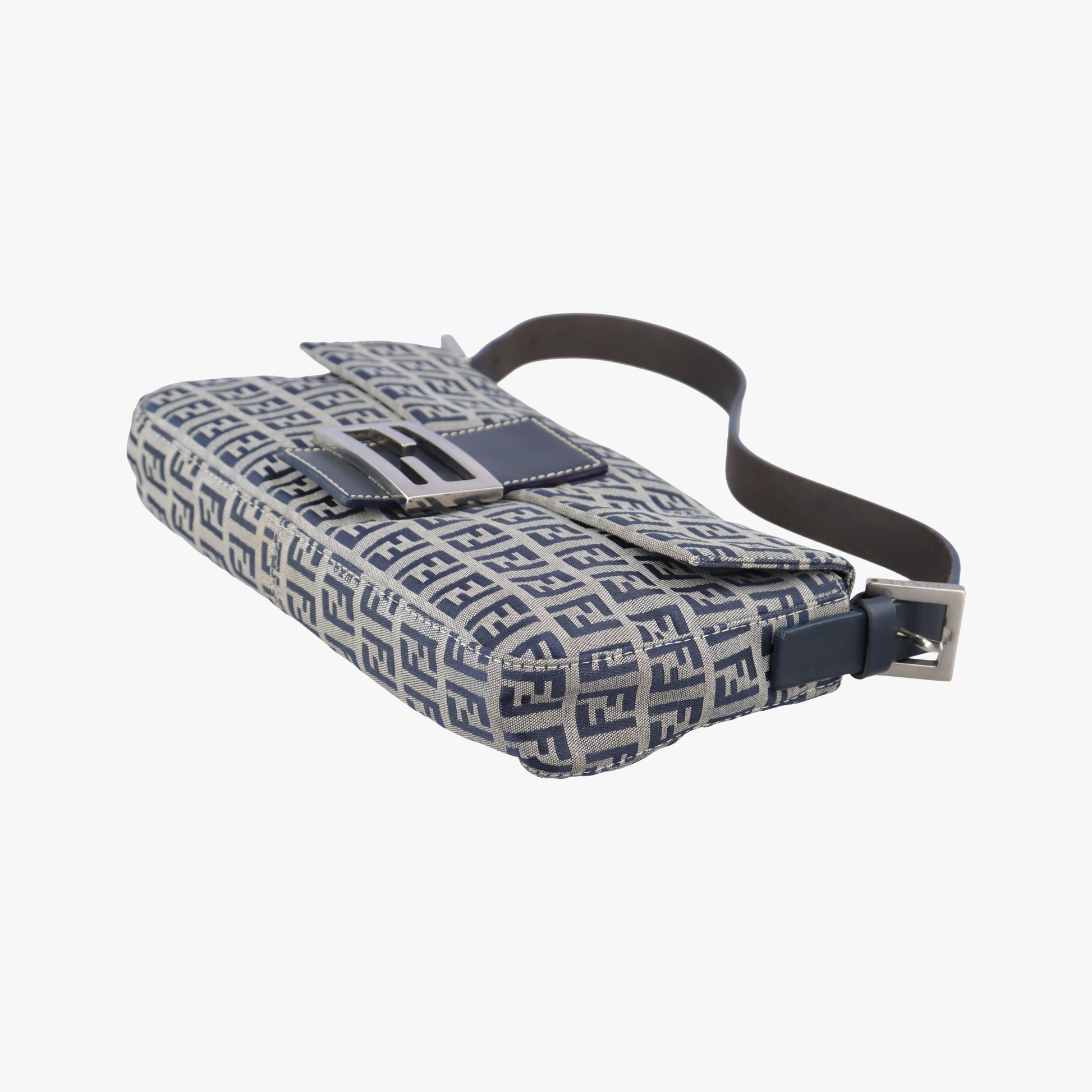 Baguette Navy Jacquard 26424 2305-26424-018マンマバケット ネイビー ジャガード 26424 2305-26424-018