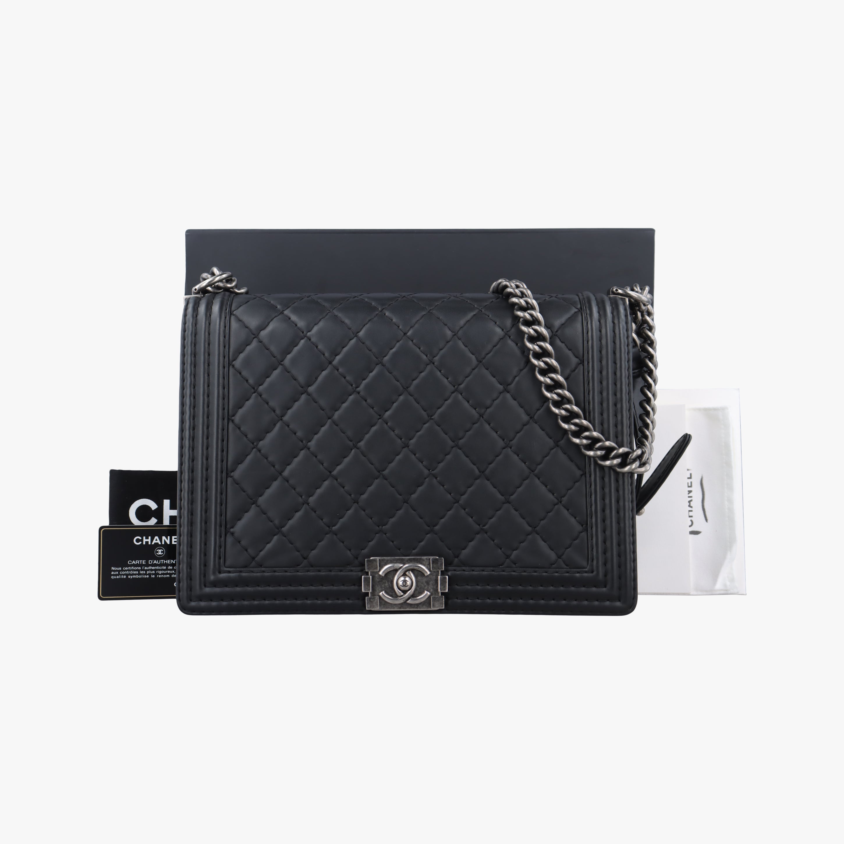 BOY CHANEL Black lambskin A66298 18203088ボーイシャネル ブラック ラムスキン A66298 18203088