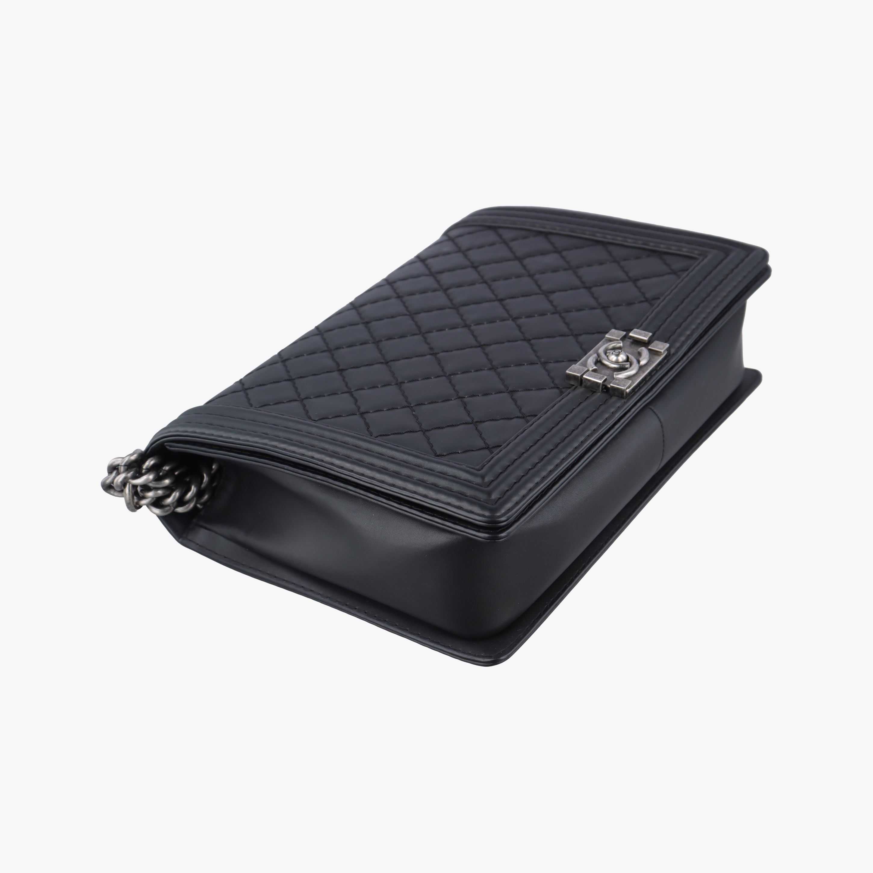 BOY CHANEL Black lambskin A66298 18203088ボーイシャネル ブラック ラムスキン A66298 18203088