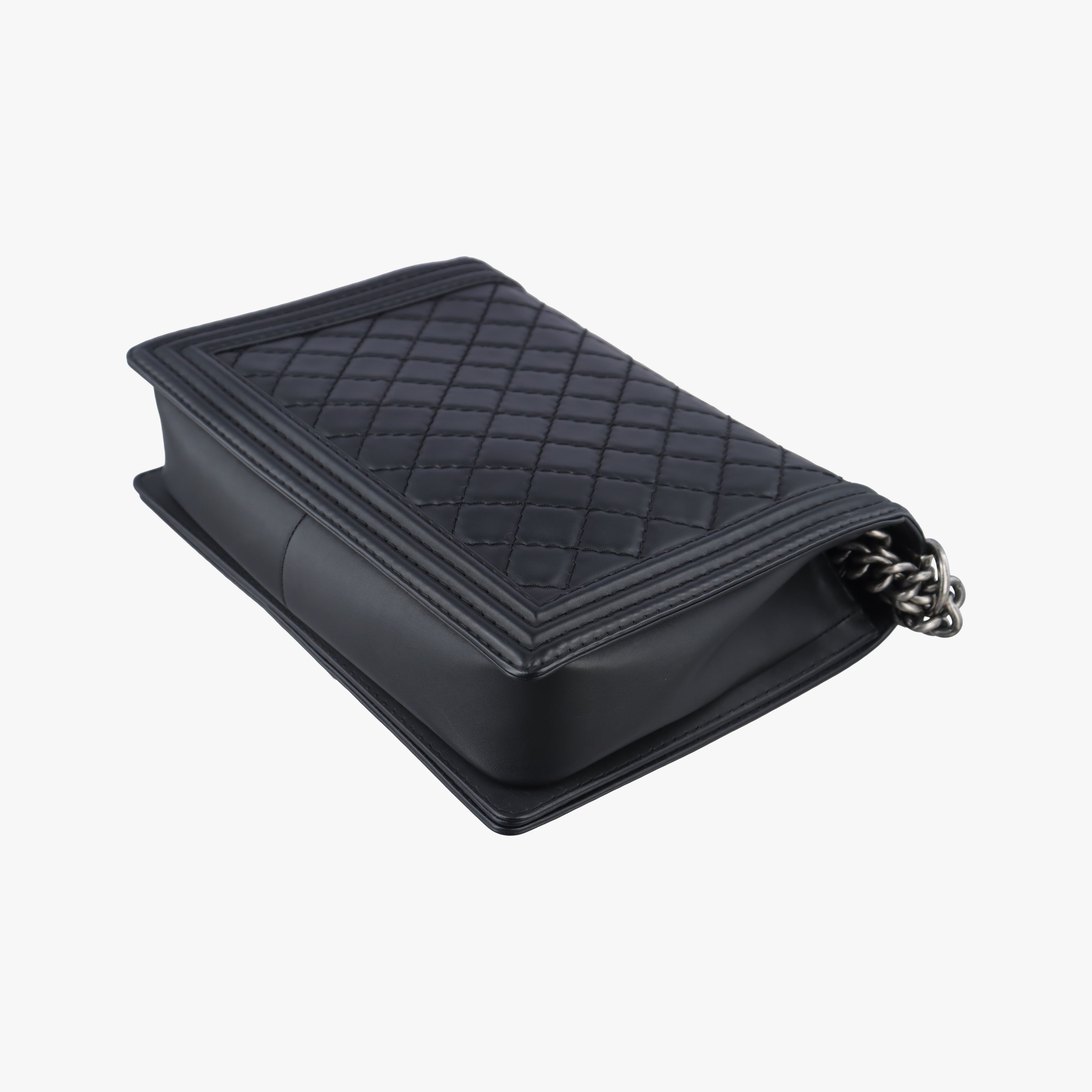 BOY CHANEL Black lambskin A66298 18203088ボーイシャネル ブラック ラムスキン A66298 18203088