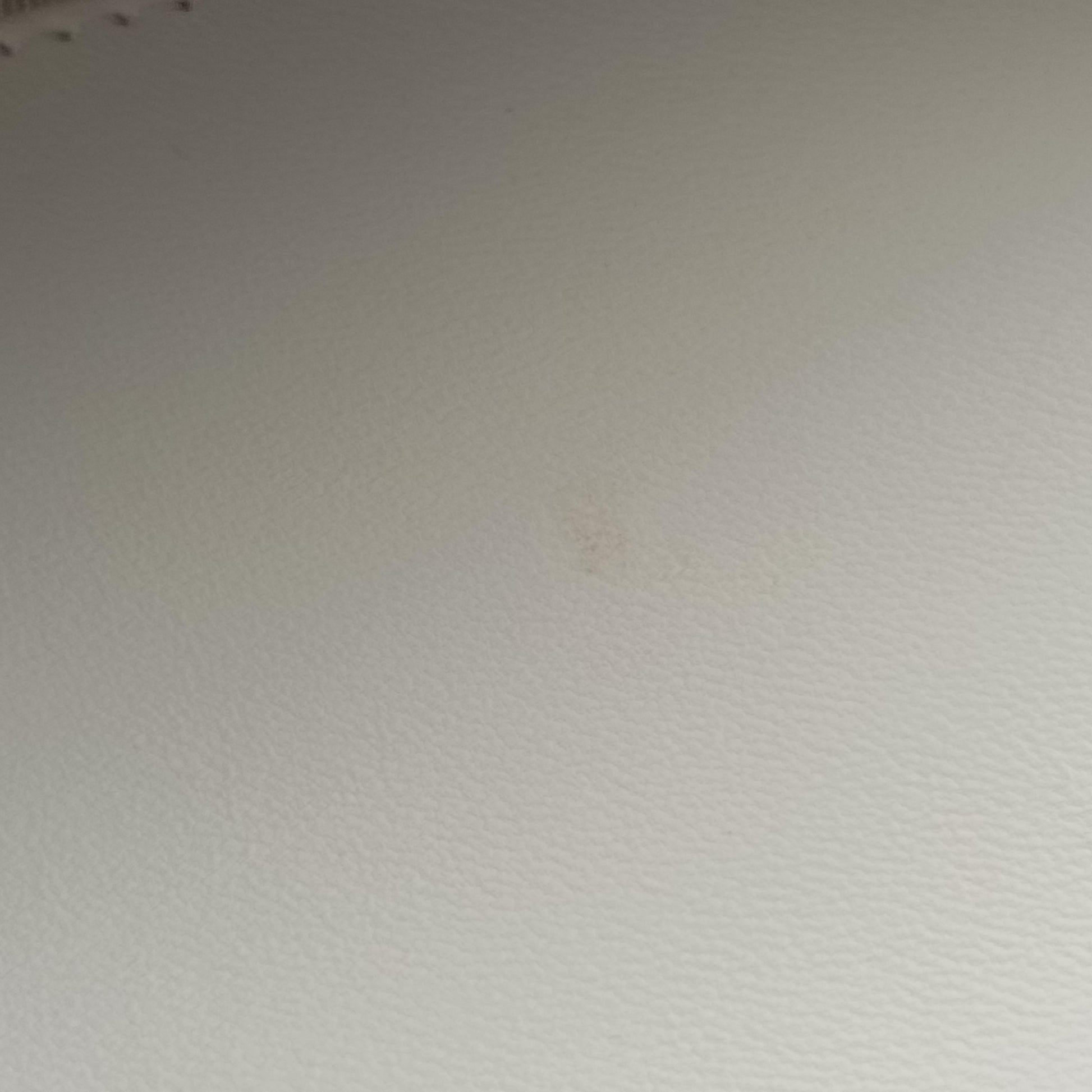 BOY CHANEL White Leather A67086 19277583ボーイシャネル ホワイト レザー A67086 19277583