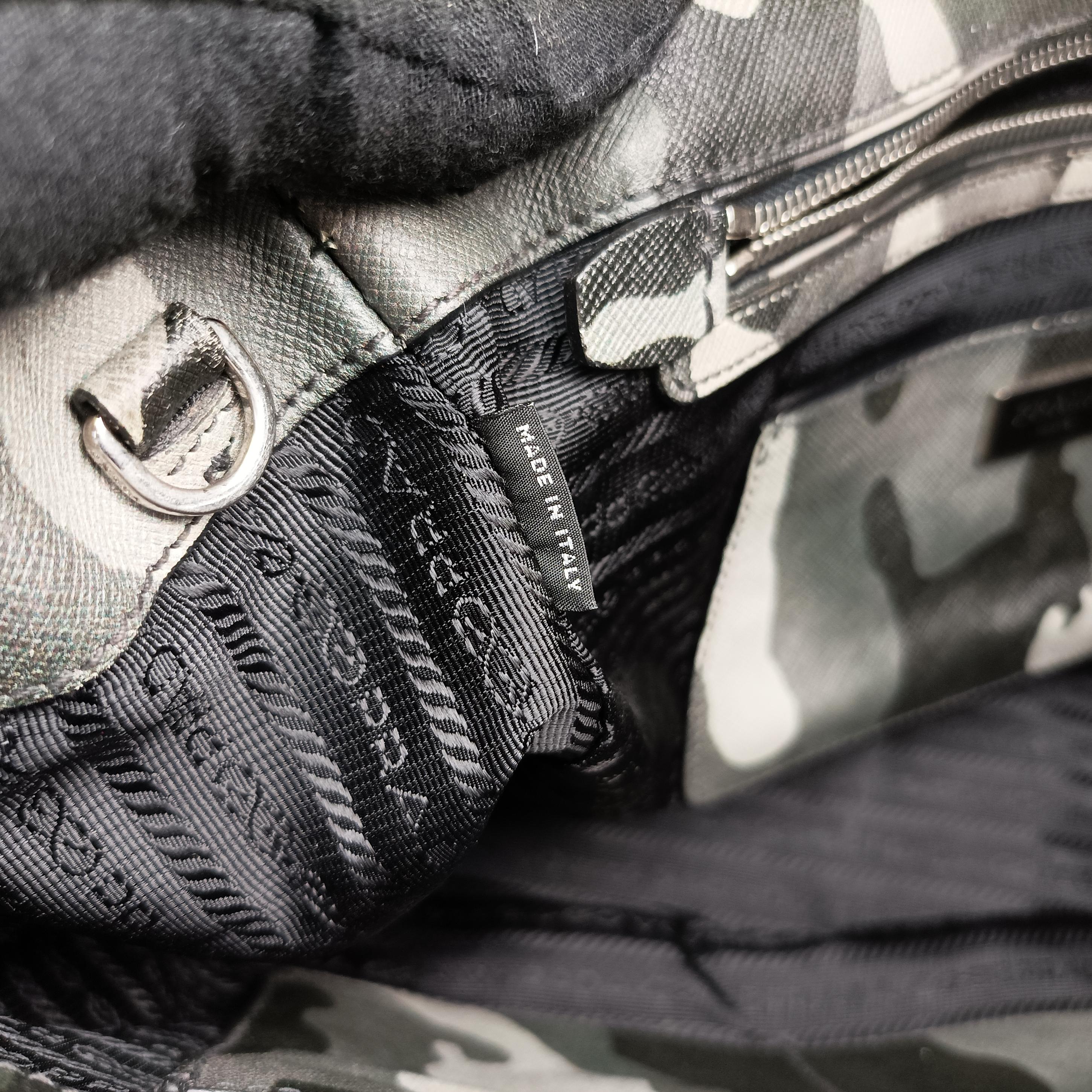 Galleria camouflage SAFFIANO Leather B1786P 14/Fガレリア カモフラージュ サフィアーノレザー B1786P 14/F