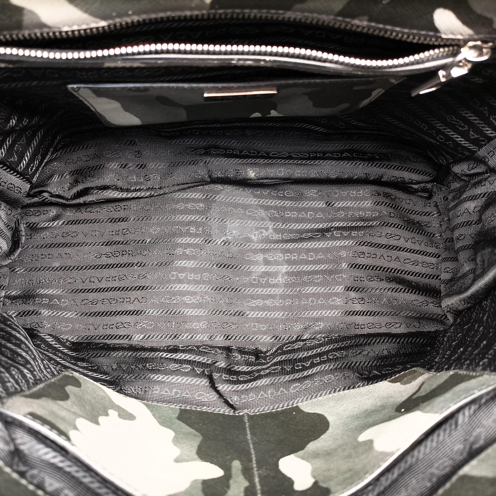 Galleria camouflage SAFFIANO Leather B1786P 14/Fガレリア カモフラージュ サフィアーノレザー B1786P 14/F