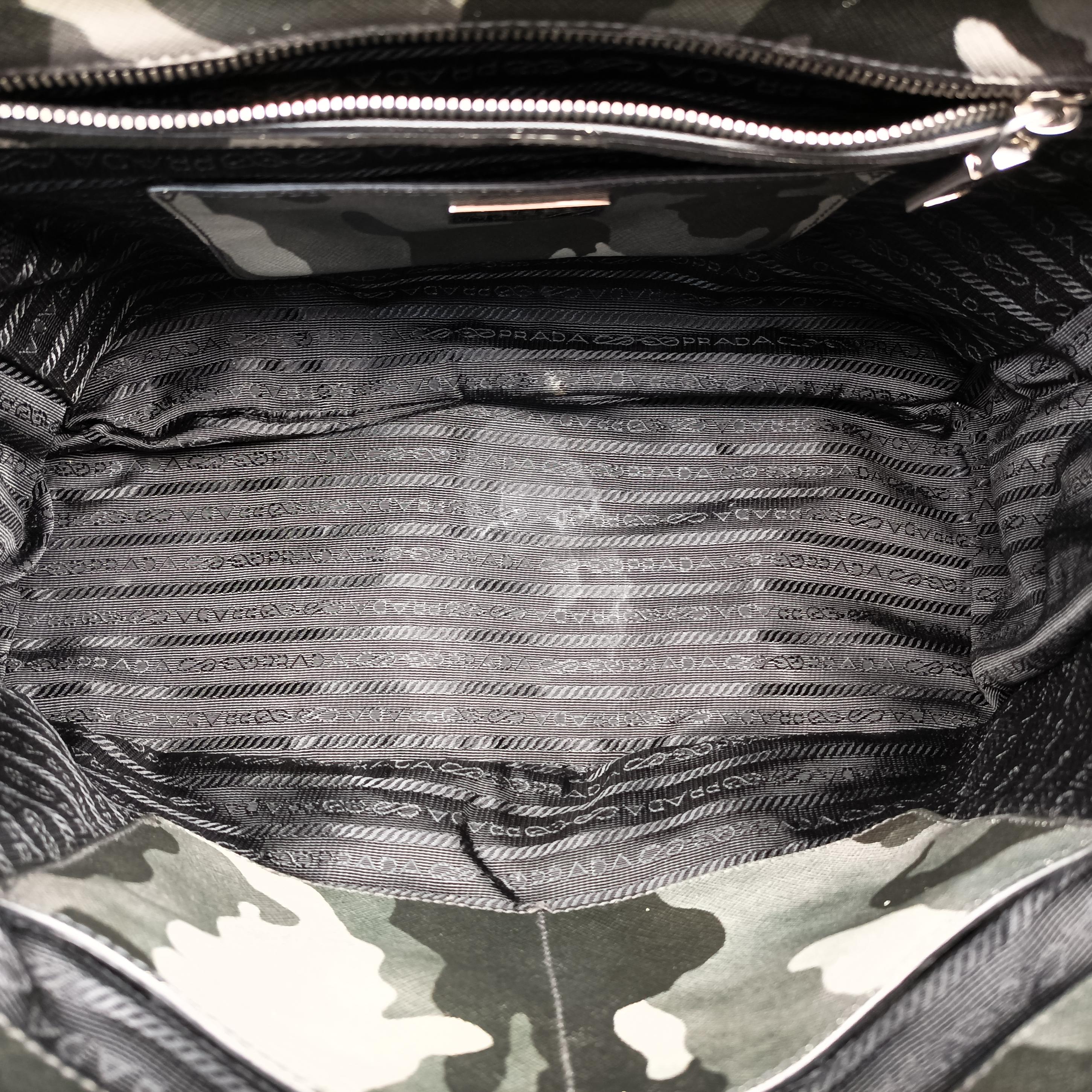 Galleria camouflage SAFFIANO Leather B1786P 14/Fガレリア カモフラージュ サフィアーノレザー B1786P 14/F