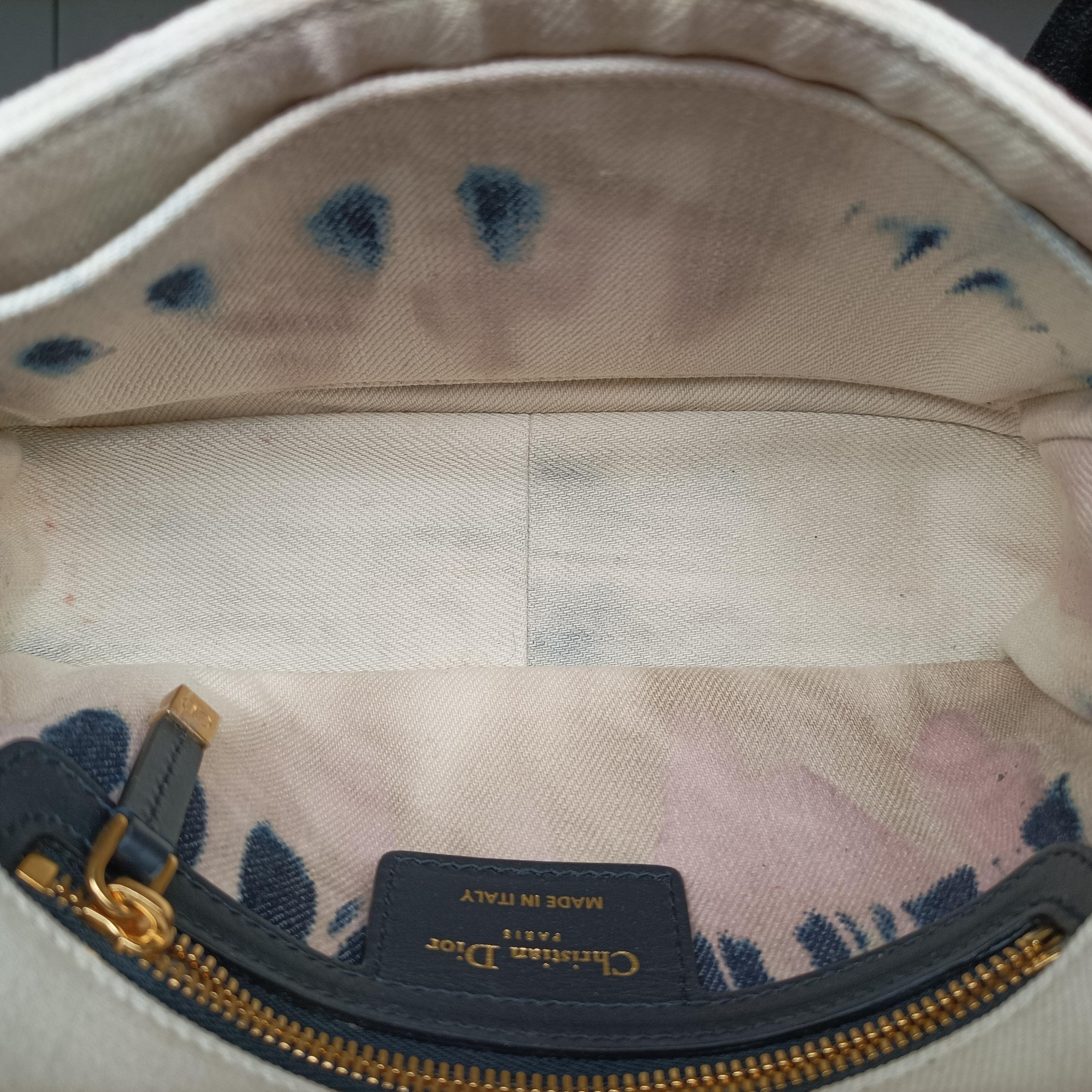 Dior Caro Small Multicolour Canvas 62-MA-1210ディオール カロ スモール マルチカラー キャンバス 62-MA-1210