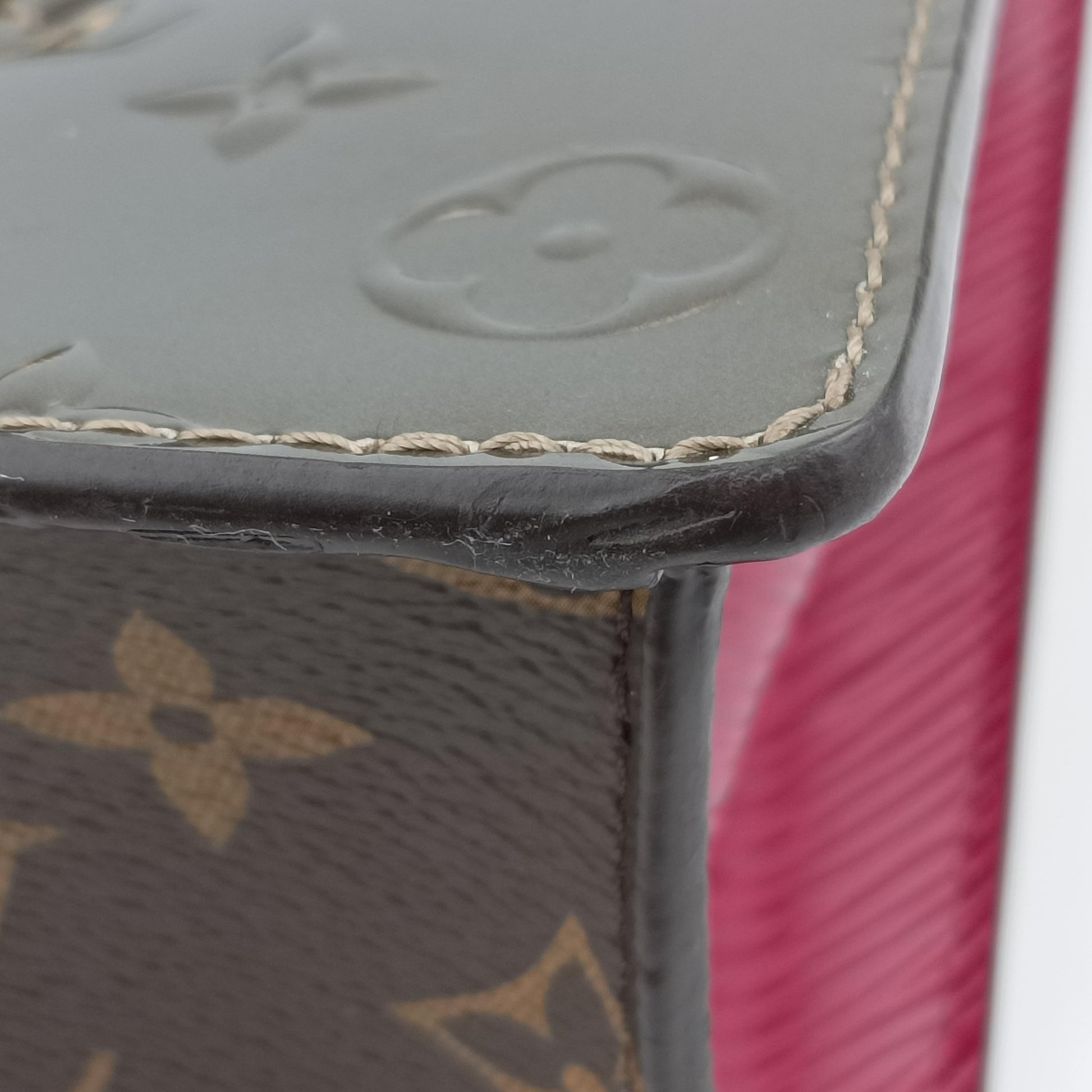 Spring Street PM CHAMPAGNE METALLISE Vernis M90502 NZ3169 IC Chipスプリング ストリートPM シャンパーニュ メタリゼ ヴェルニ M90502 NZ3169 ICチップ