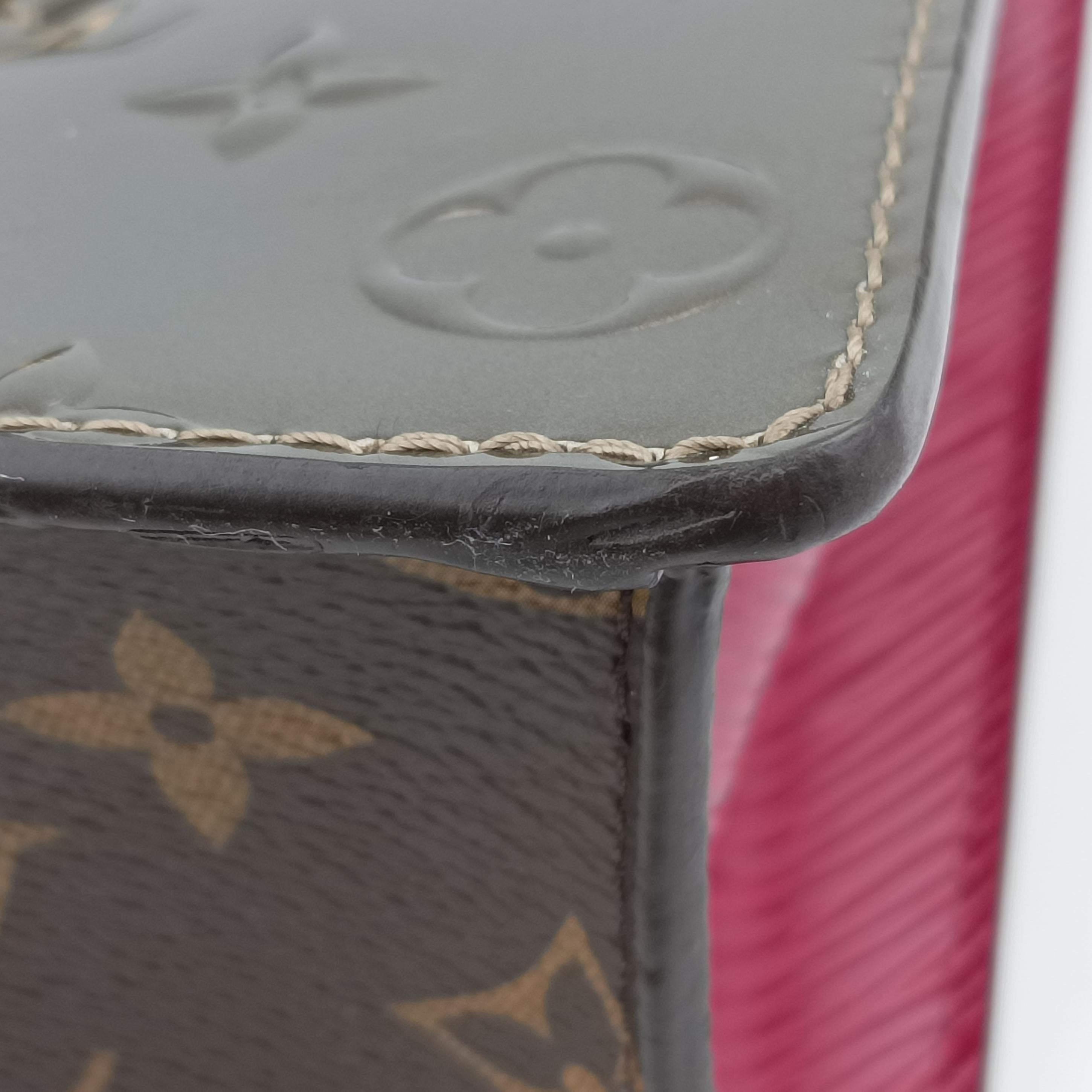 Spring Street PM CHAMPAGNE METALLISE Vernis M90502 NZ3169 IC Chipスプリング ストリートPM シャンパーニュ メタリゼ ヴェルニ M90502 NZ3169 ICチップ