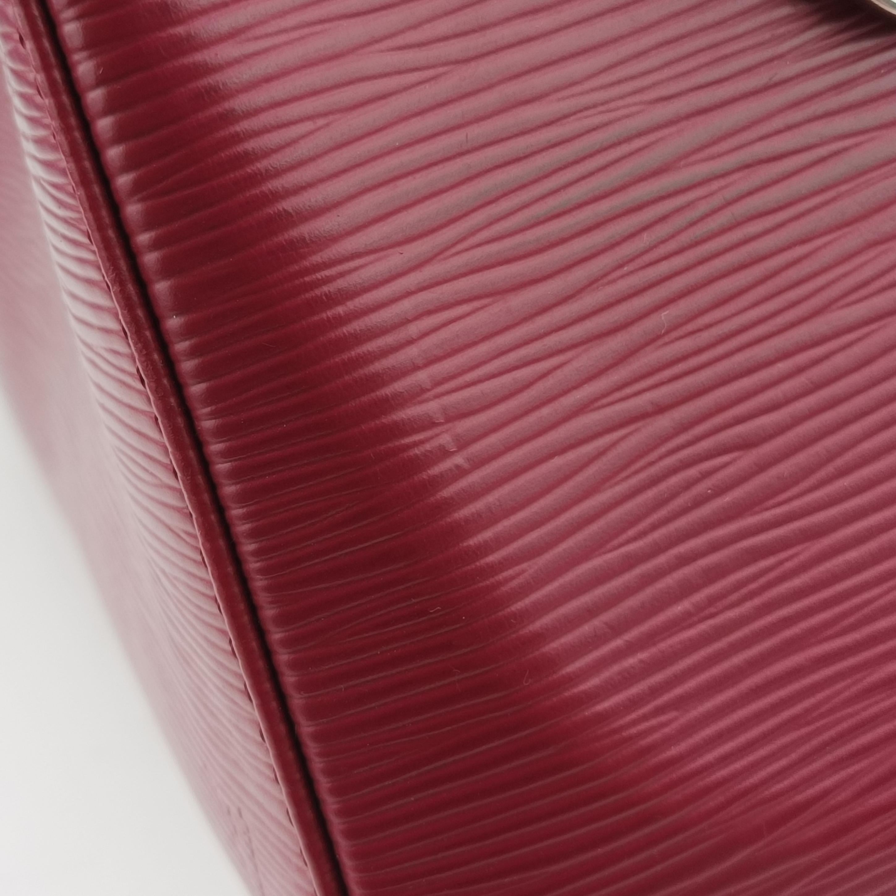 Bréa MM FUCHSIA epi M40820 FL3183ブレアMM フューシャ エピ M40820 FL3183