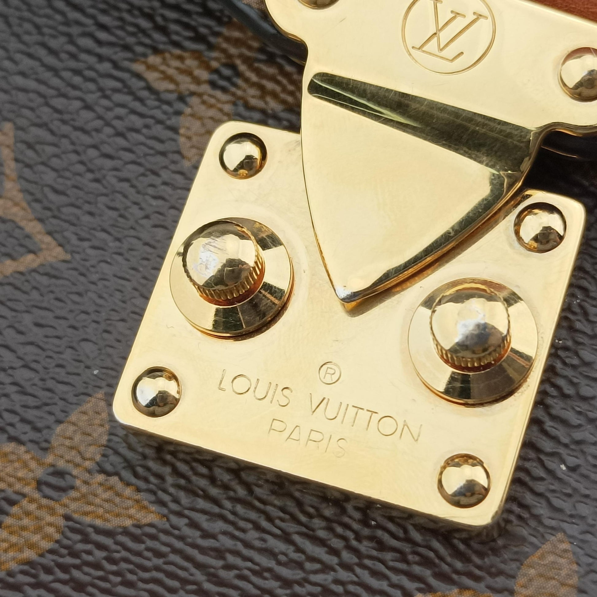 Pochette Metis MM Brown Monogram Canvas M44875 DU1179ポシェットメティスMM モノグラム/ブラウン系 モノグラムキャンバス M44875 DU1179