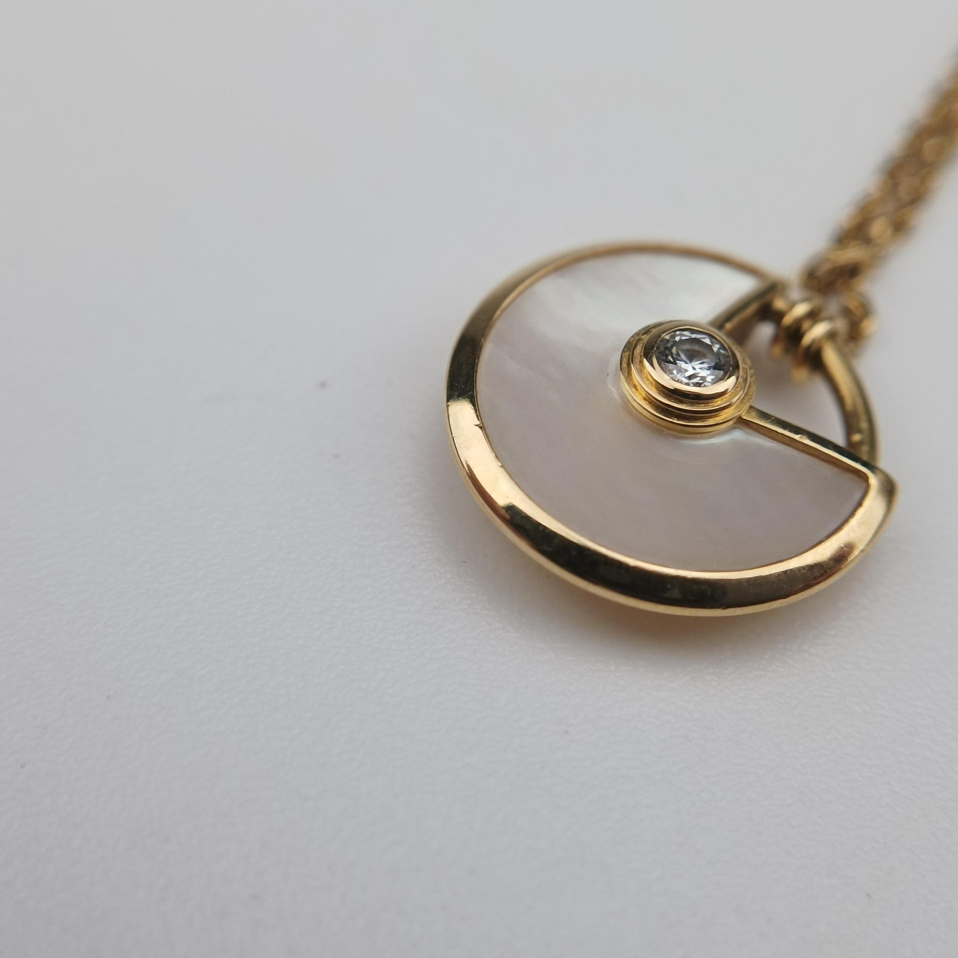 Amulette de Cartier Golden AU750 B3047100 DQI587アミュレット ドゥ カルティエ ゴールド AU750 B3047100 DQI587