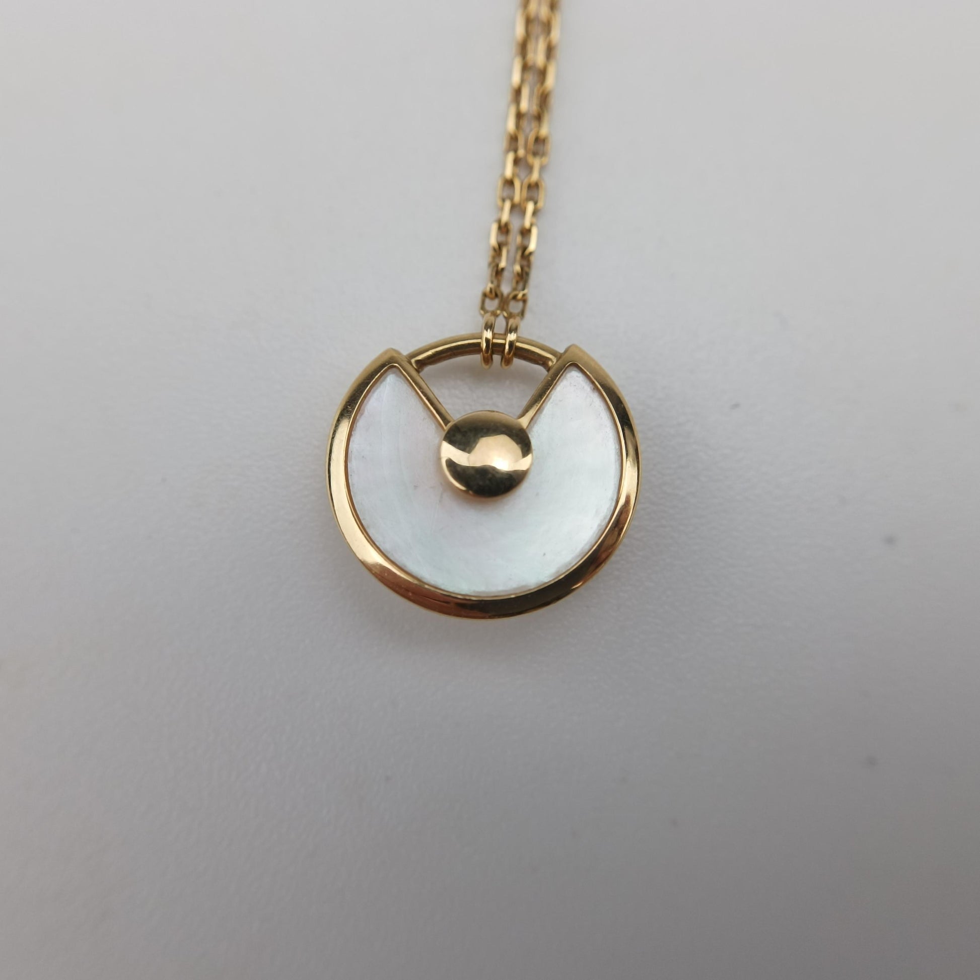 Amulette de Cartier Golden AU750 B3047100 DQI587アミュレット ドゥ カルティエ ゴールド AU750 B3047100 DQI587