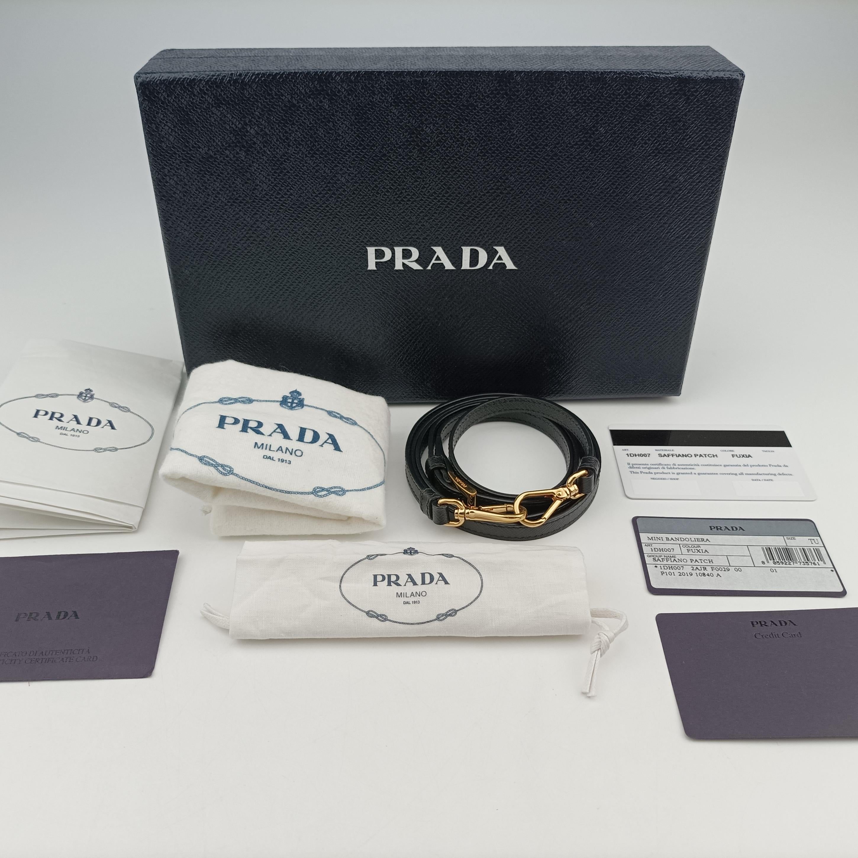 Heart pattern Black×multicolor Saffiano leather 62ハート パターン ブラック×マルチカラー サフィアーノレザー 62