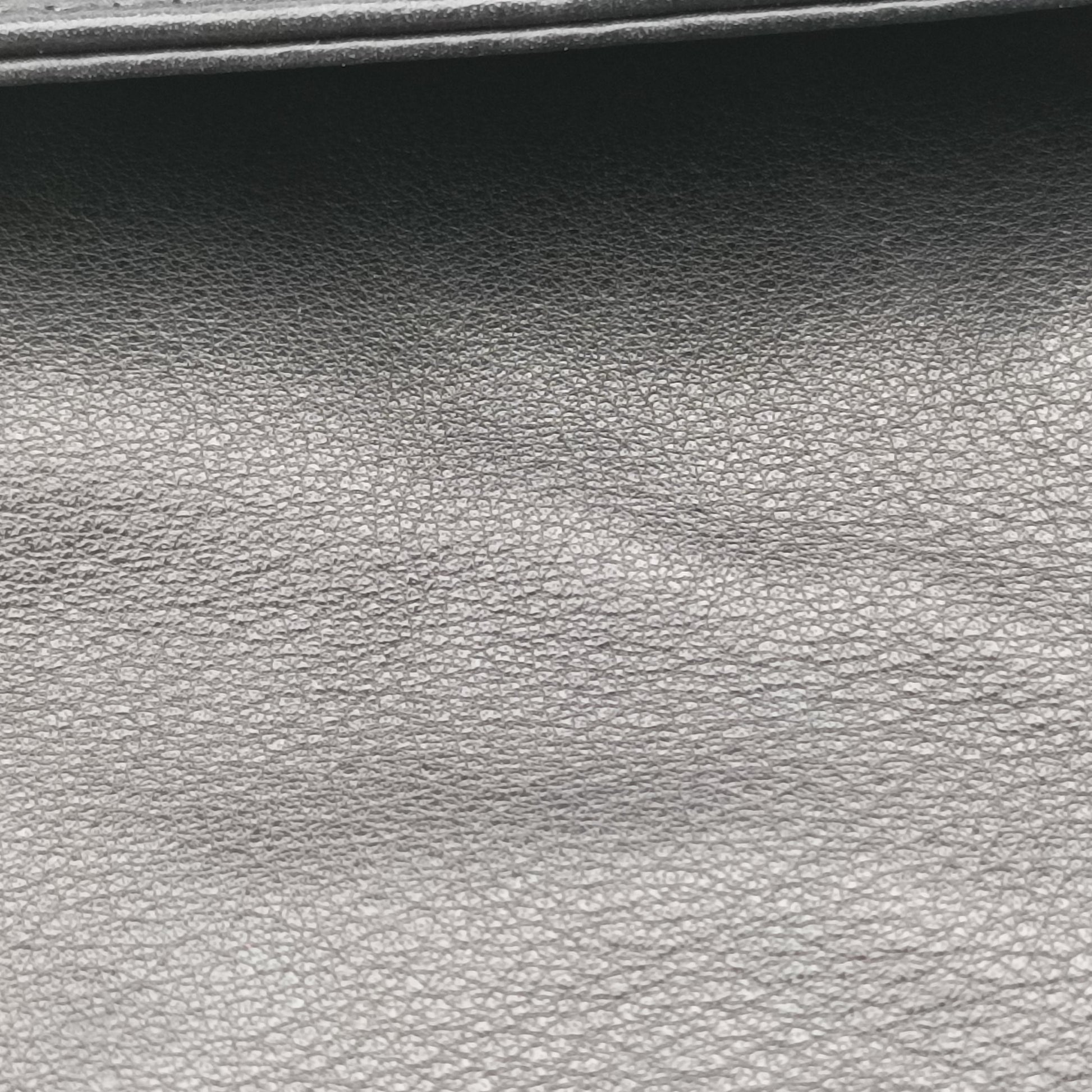 Fendista Pochette Black Leather 8M0276 8M0276-ANG 129-2516フェンディスタ ポシェット ブラック レザー 8M0276 8M0276-ANG 129-2516