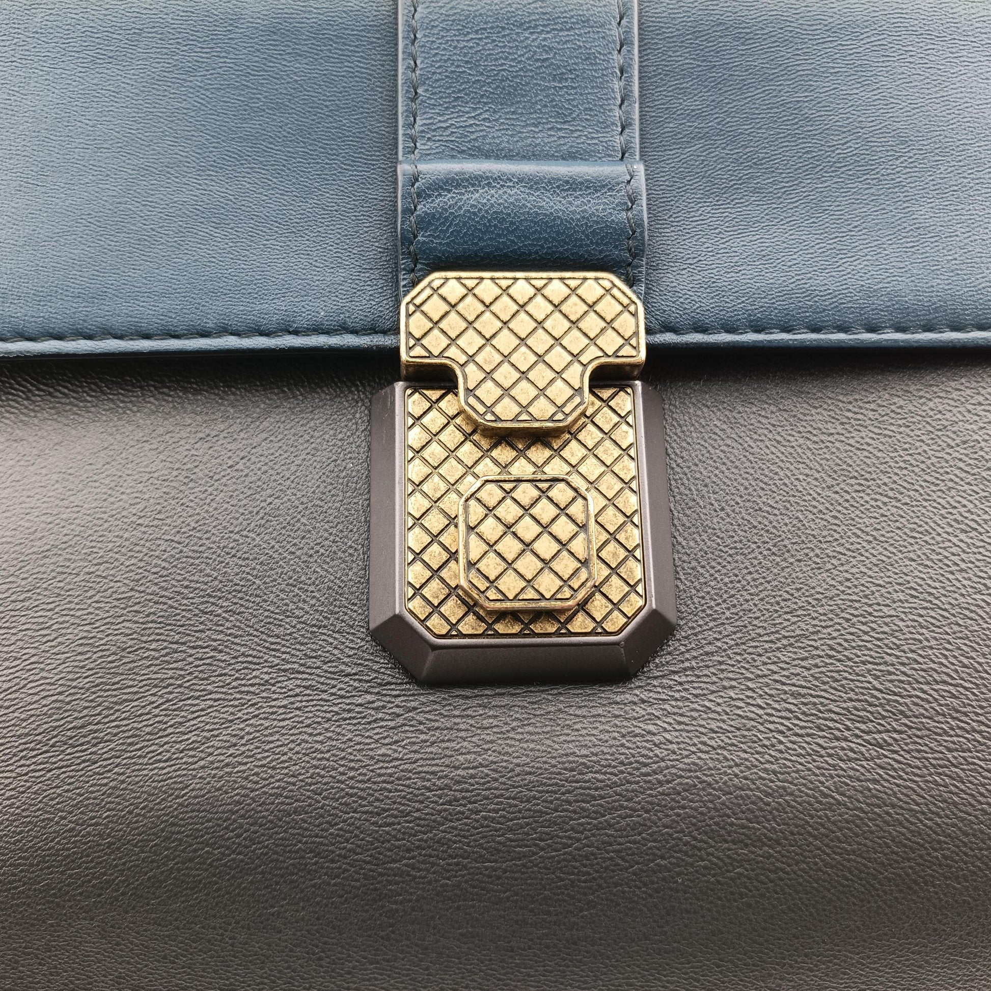 Tricolor Piazza Blue×Black leather B07285866Fトリコロールピアッザ ブルー×ブラック レザー B07285866F