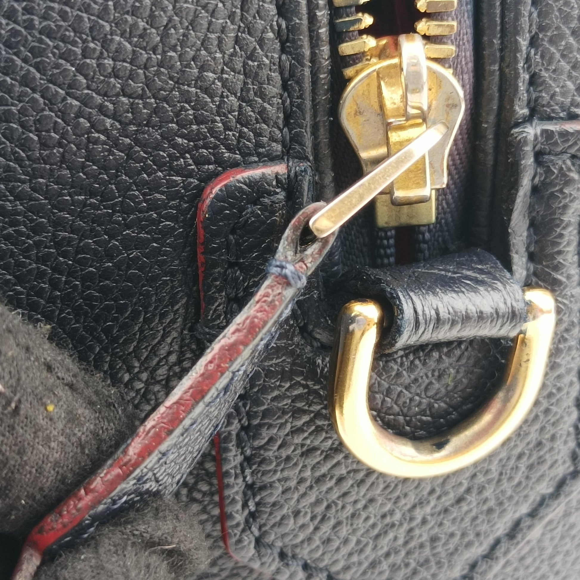 Speedy Bandouliere 25 Noir Monogram Empreinte M42401 AR1167スピーディバンドリエール25 ノワール モノグラム アンプラント M42401 AR1167