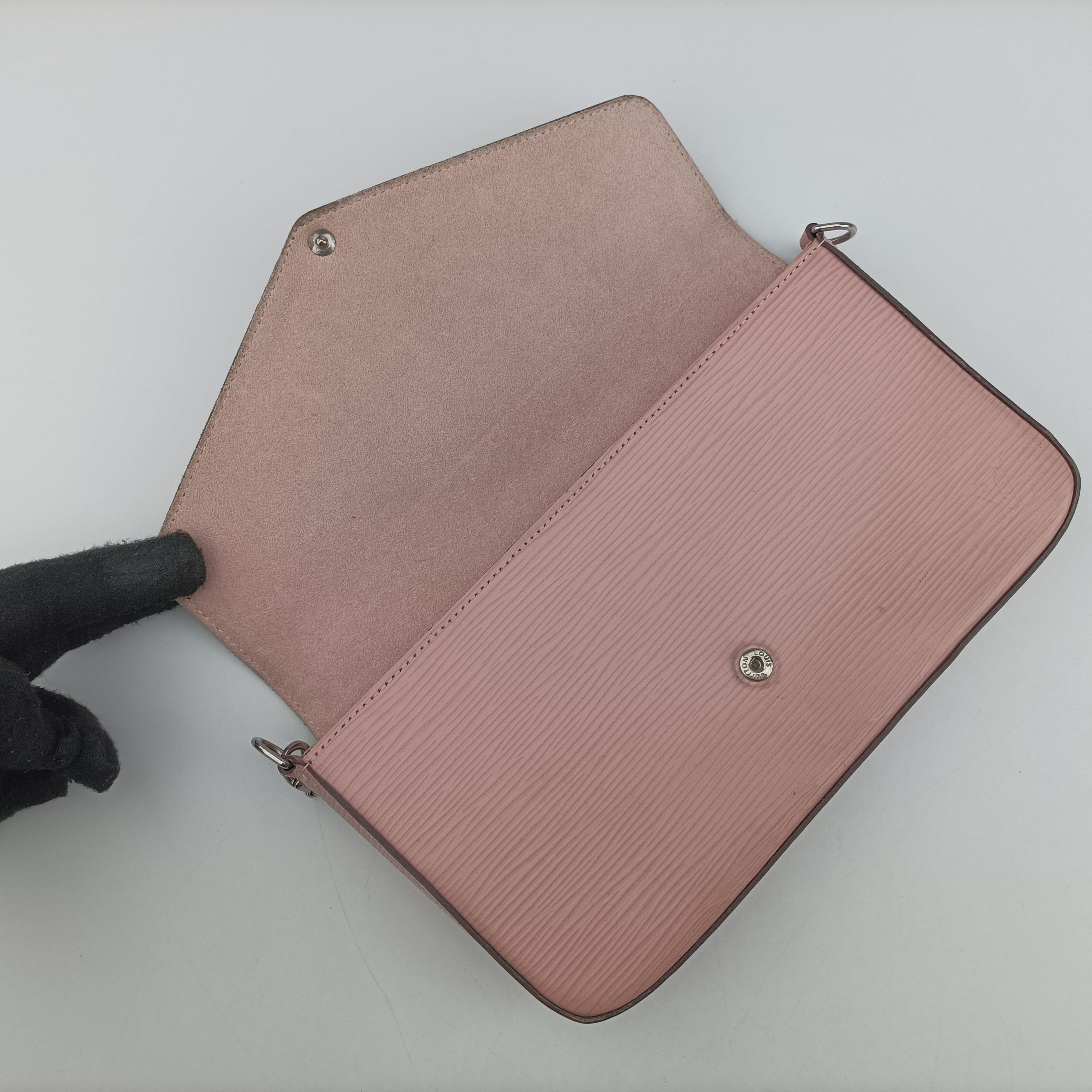 Pochette FéLICIE ROSE BALLERIN Epi M62467 TJ3177ポシェット フェリシー ローズバレリーヌ エピ M62467 TJ3177