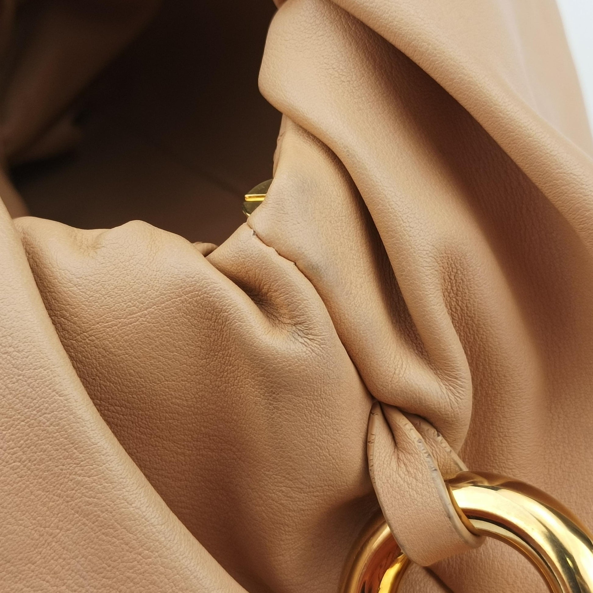 The Chain Pouch Beige lambskin B09713771Dザ チェーン ポーチ ベージュ ラムスキン B09713771D