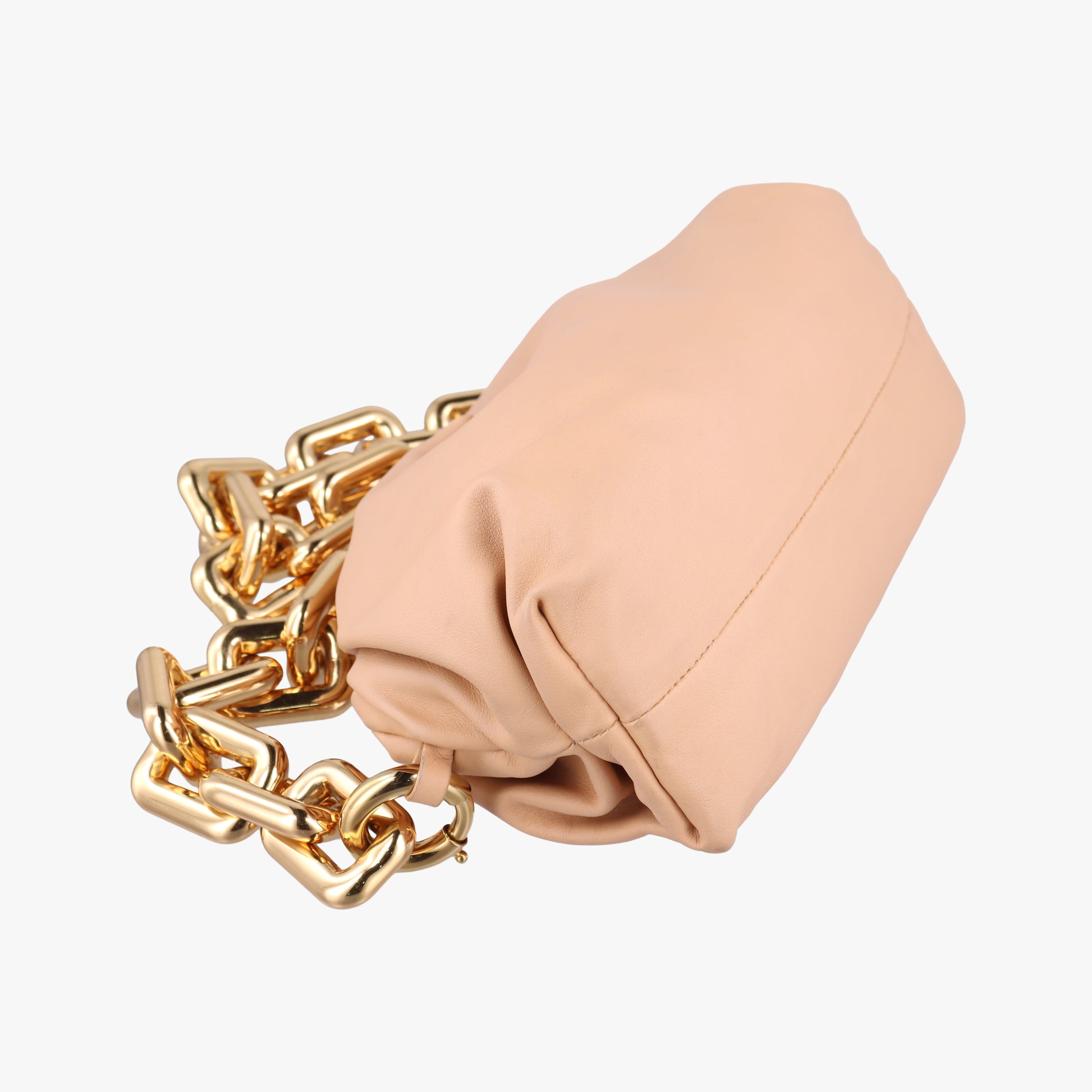 The Chain Pouch Beige lambskin B09713771Dザ チェーン ポーチ ベージュ ラムスキン B09713771D