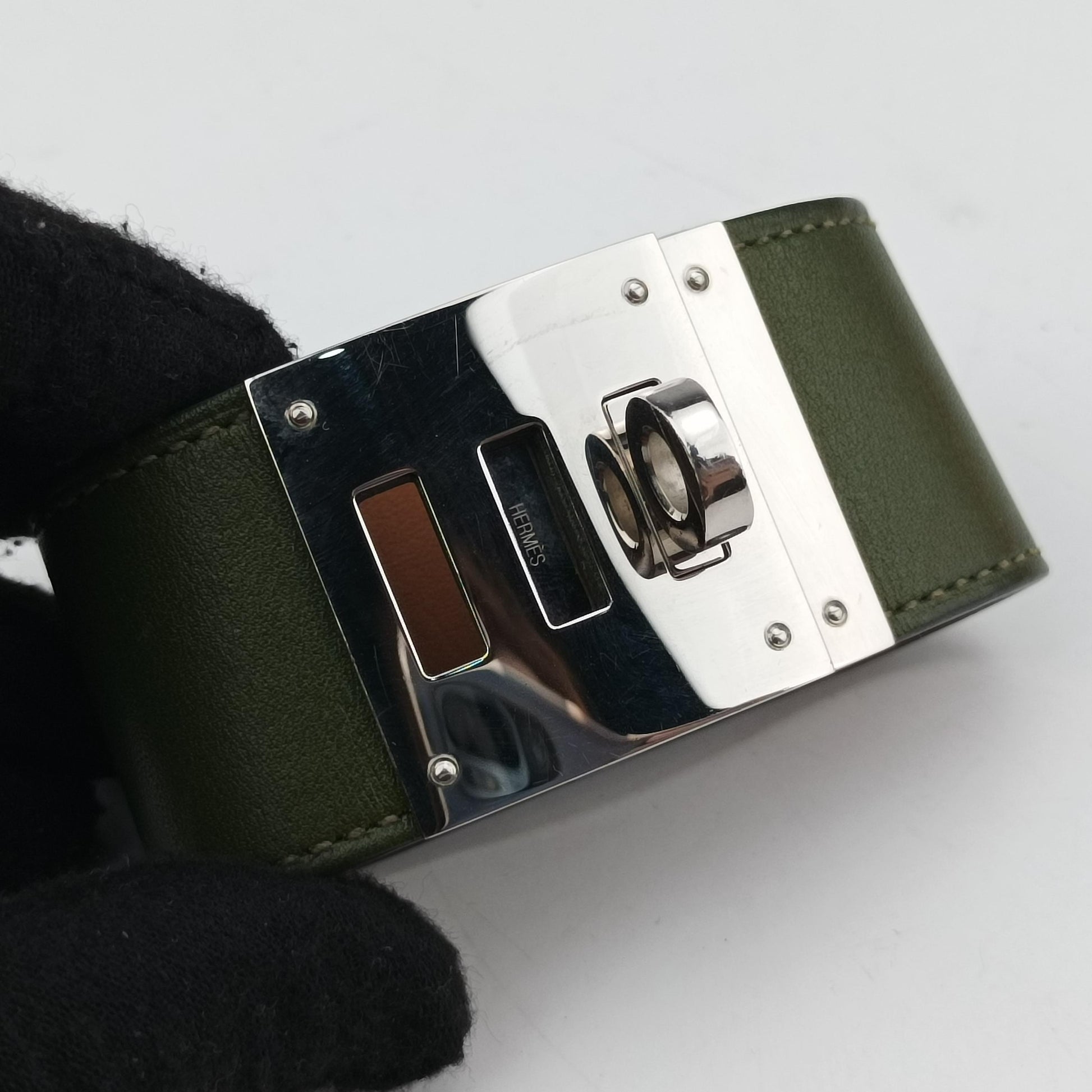 Kelly Style Lock Green×silver Leather □Q N 1 50ケリー スタイル ロック グリーン×シルバー レザー □Q N 1 50