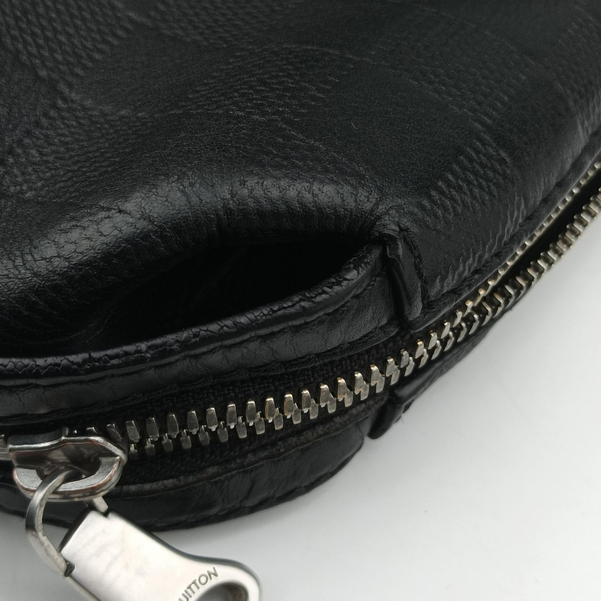 Discovery Messenger PM Onyx Damier Infini Leather N42415 CA0119ディスカバリー メッセンジャーPM オニキス ダミエ アンフィニレザー N42415 CA0119